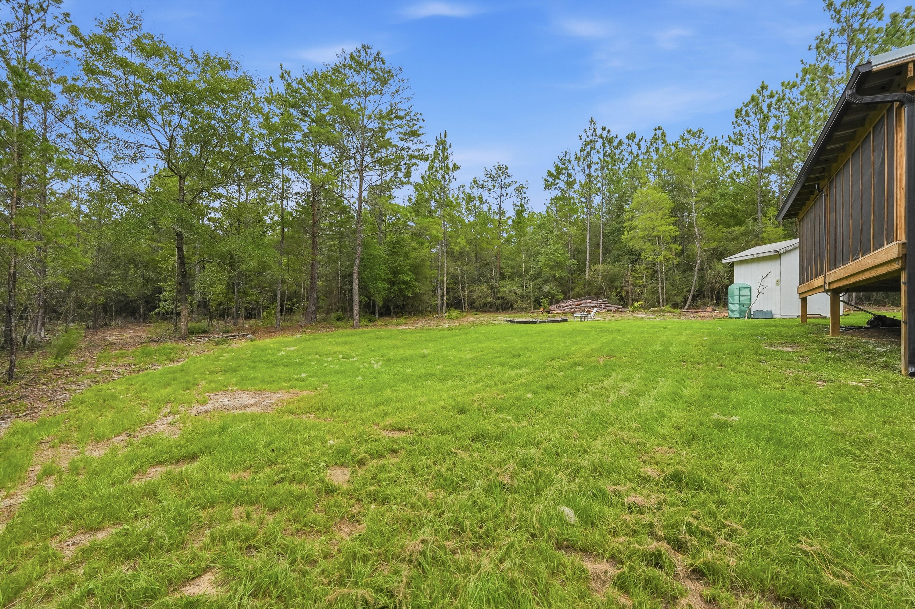 main property photo 40