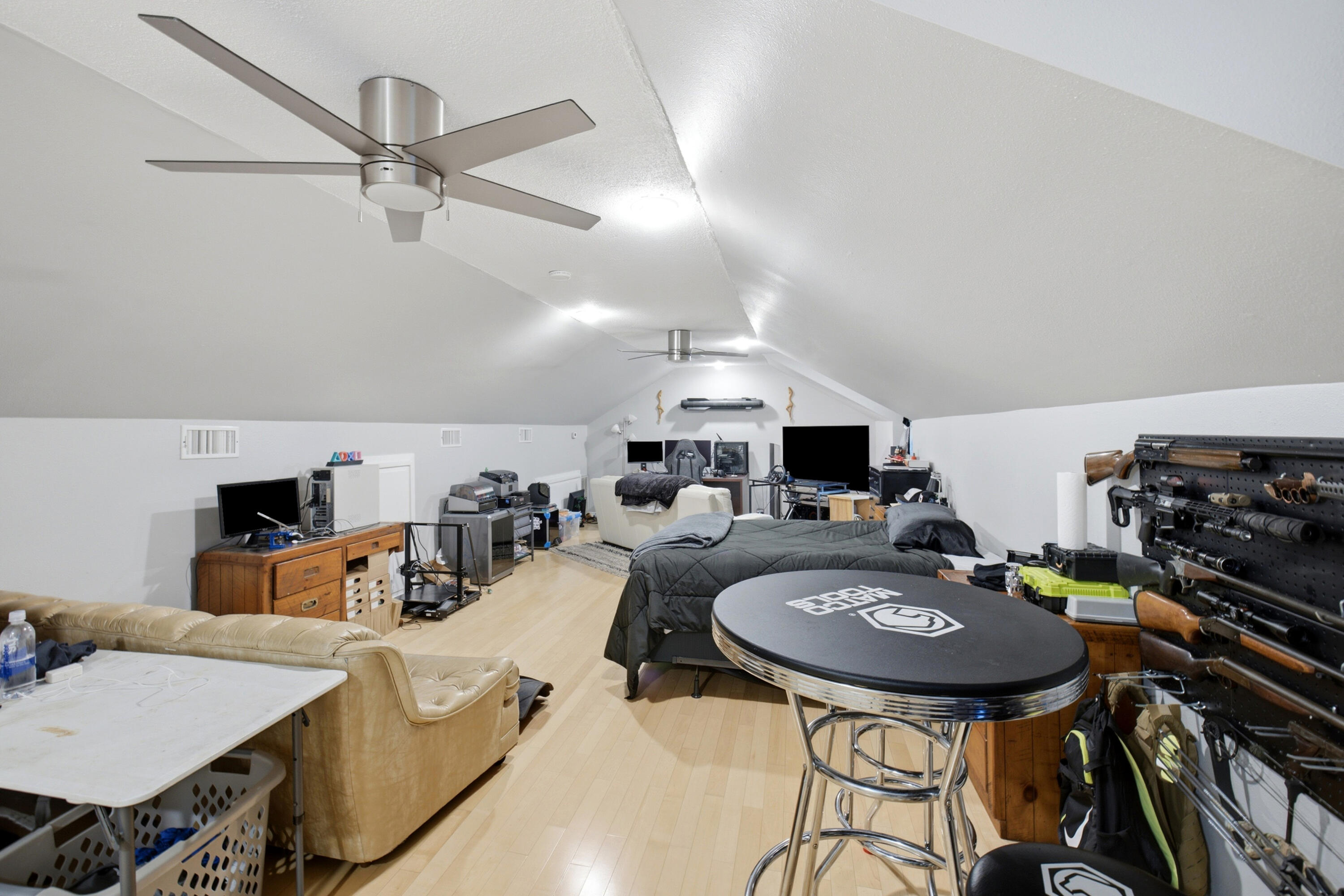main property photo 84