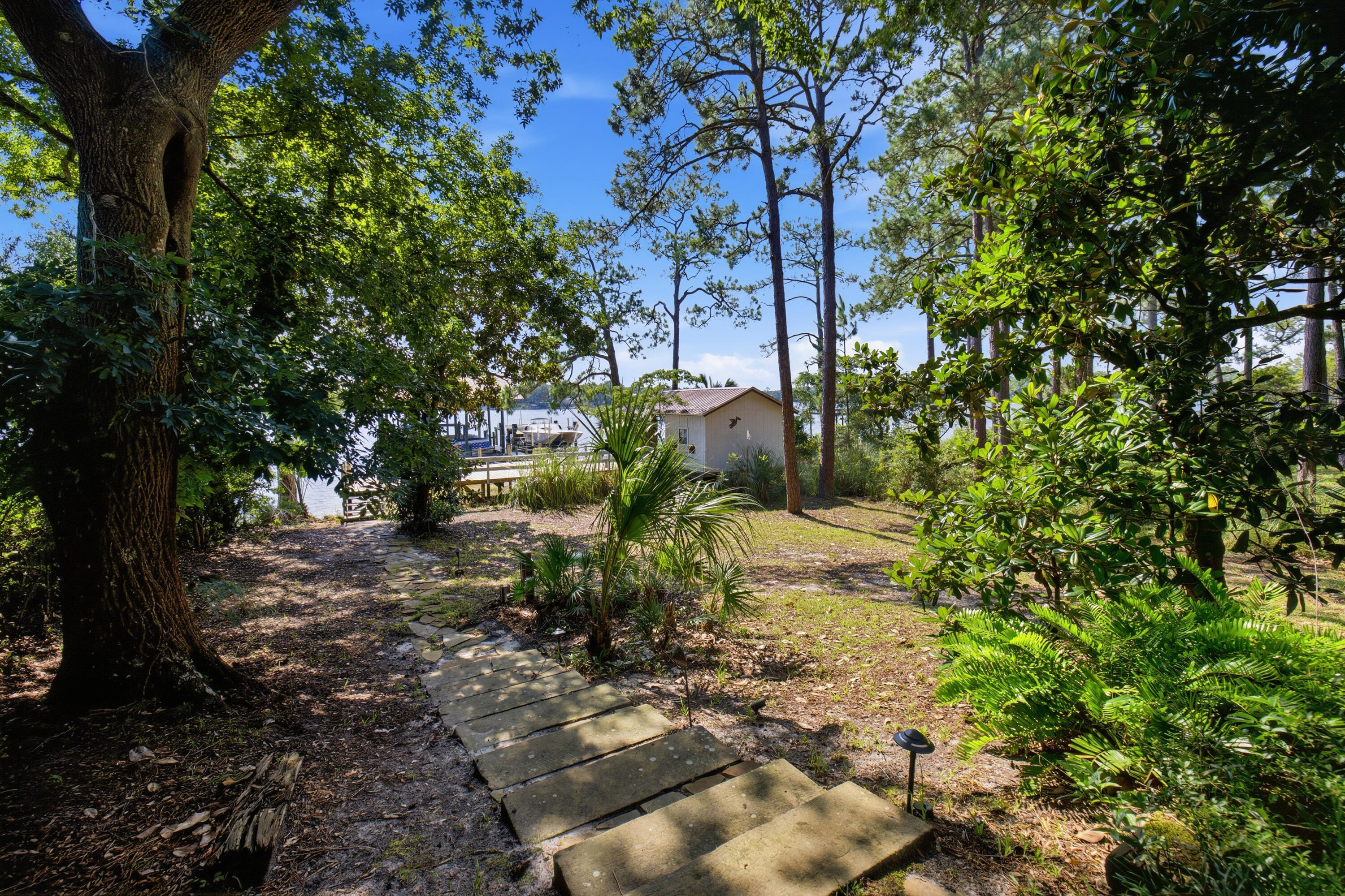 main property photo 91