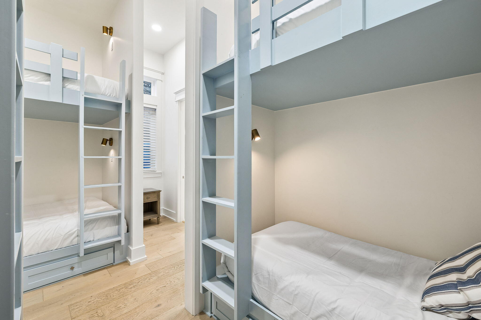 main property photo 75