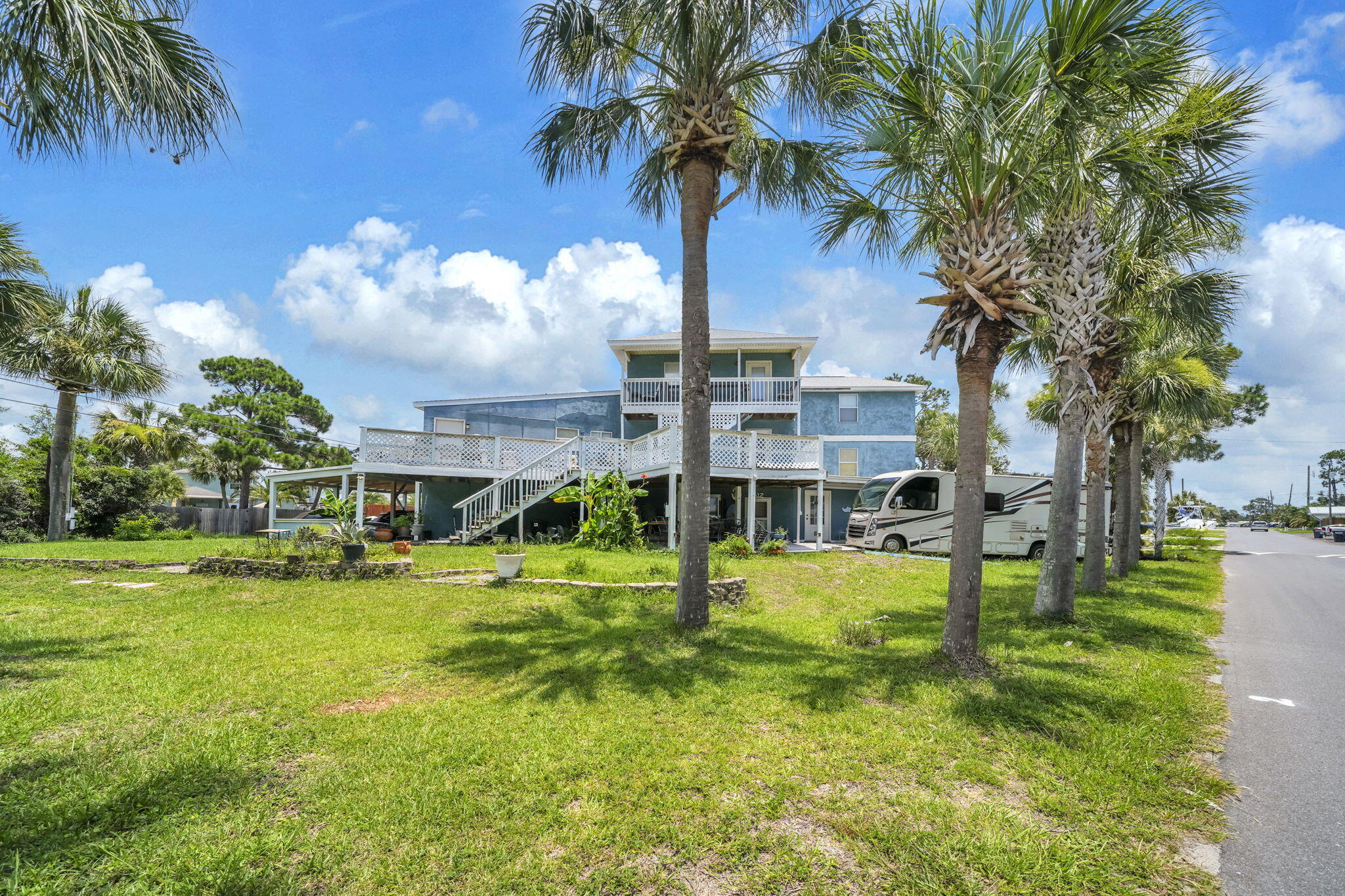 main property photo 57