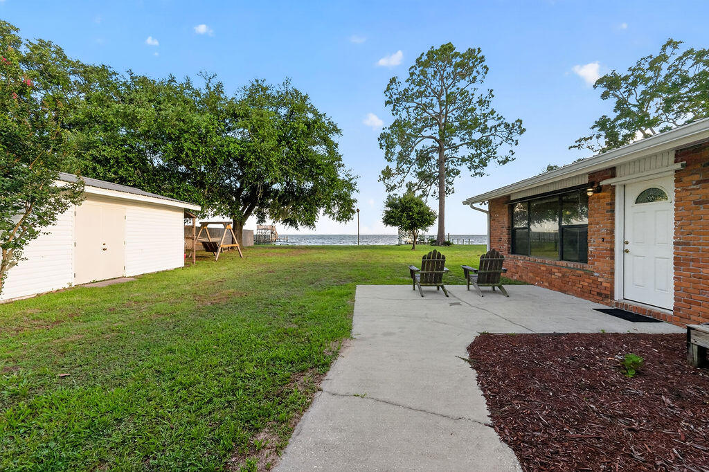 main property photo 45