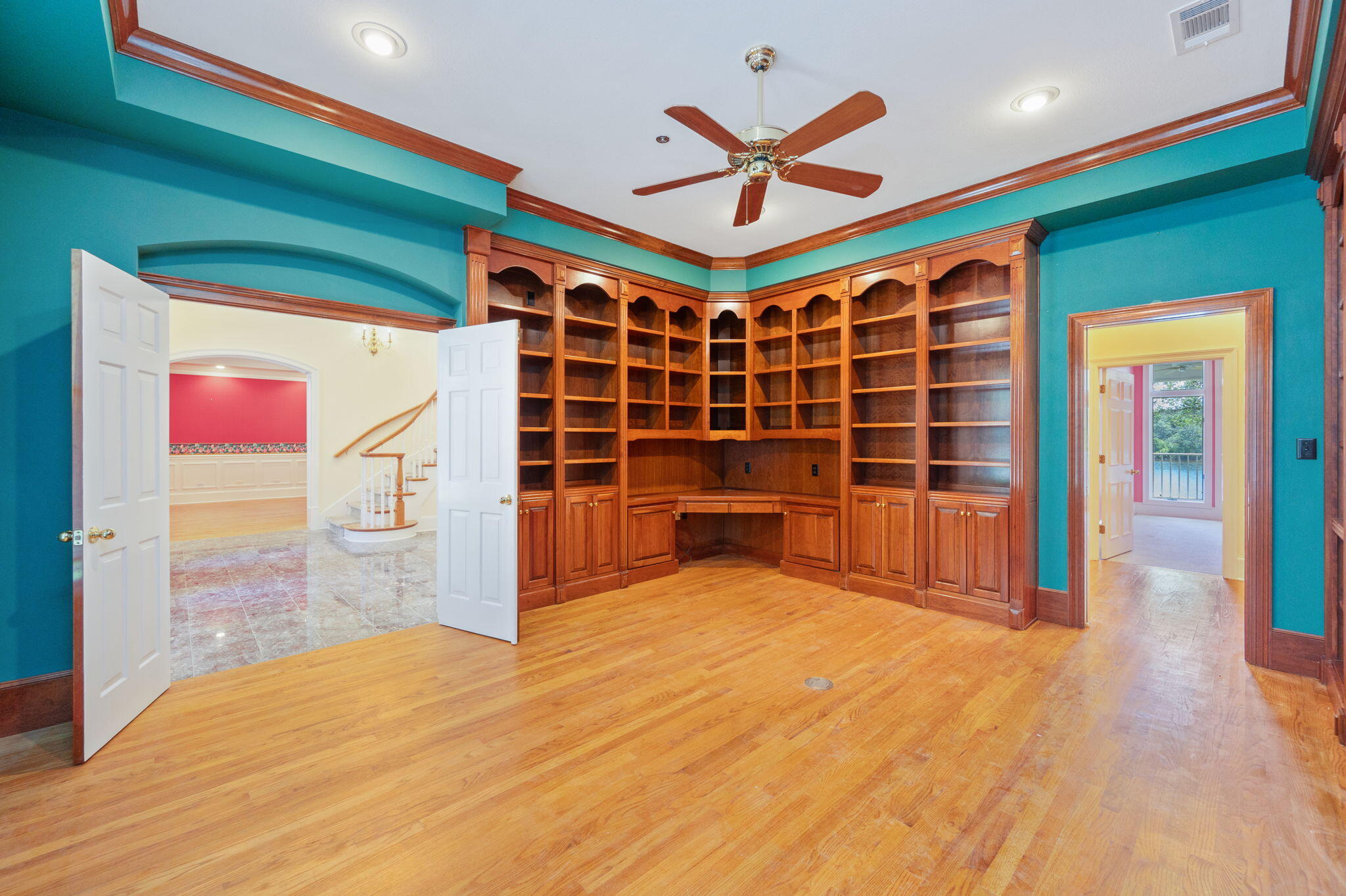 main property photo 40