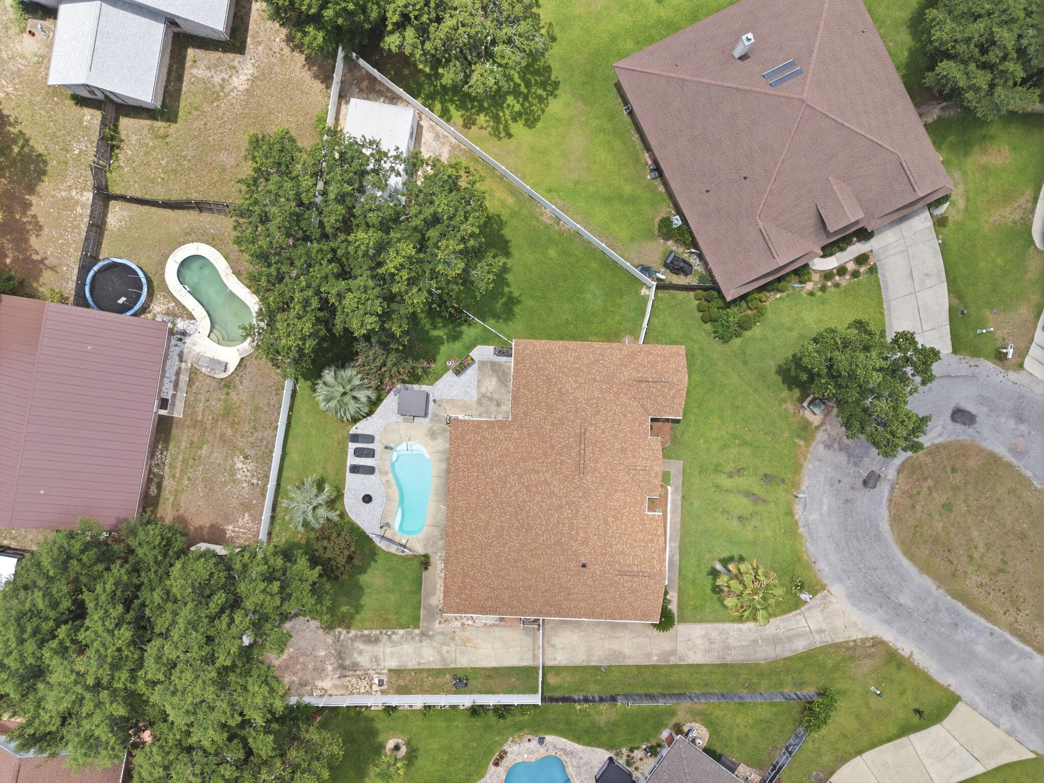 main property photo 81