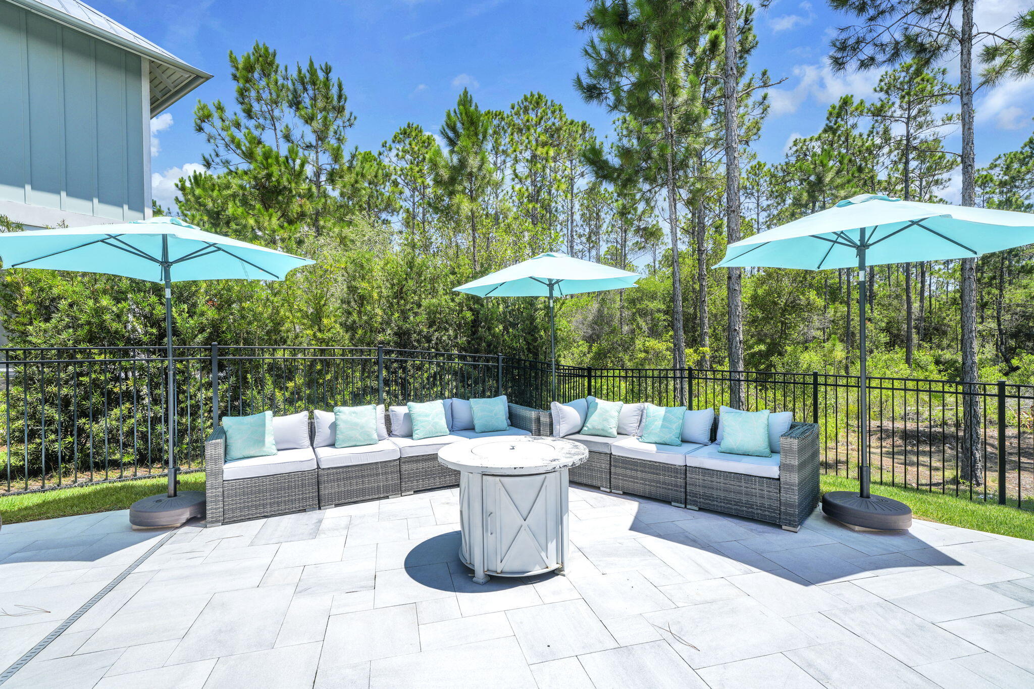 main property photo 57