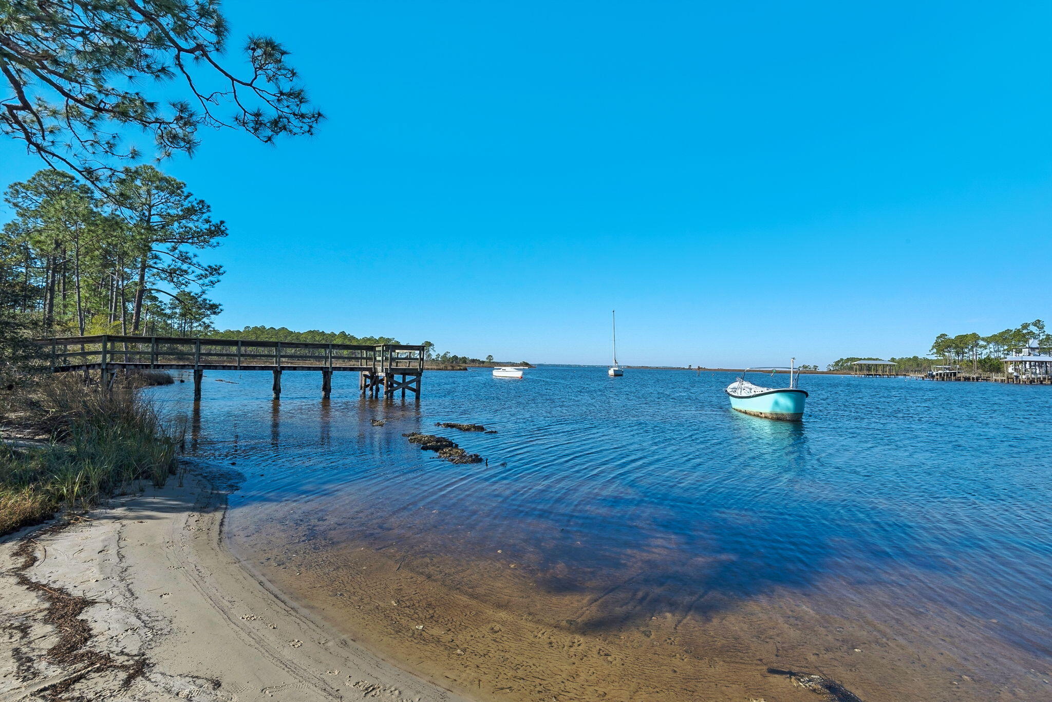 main property photo 45