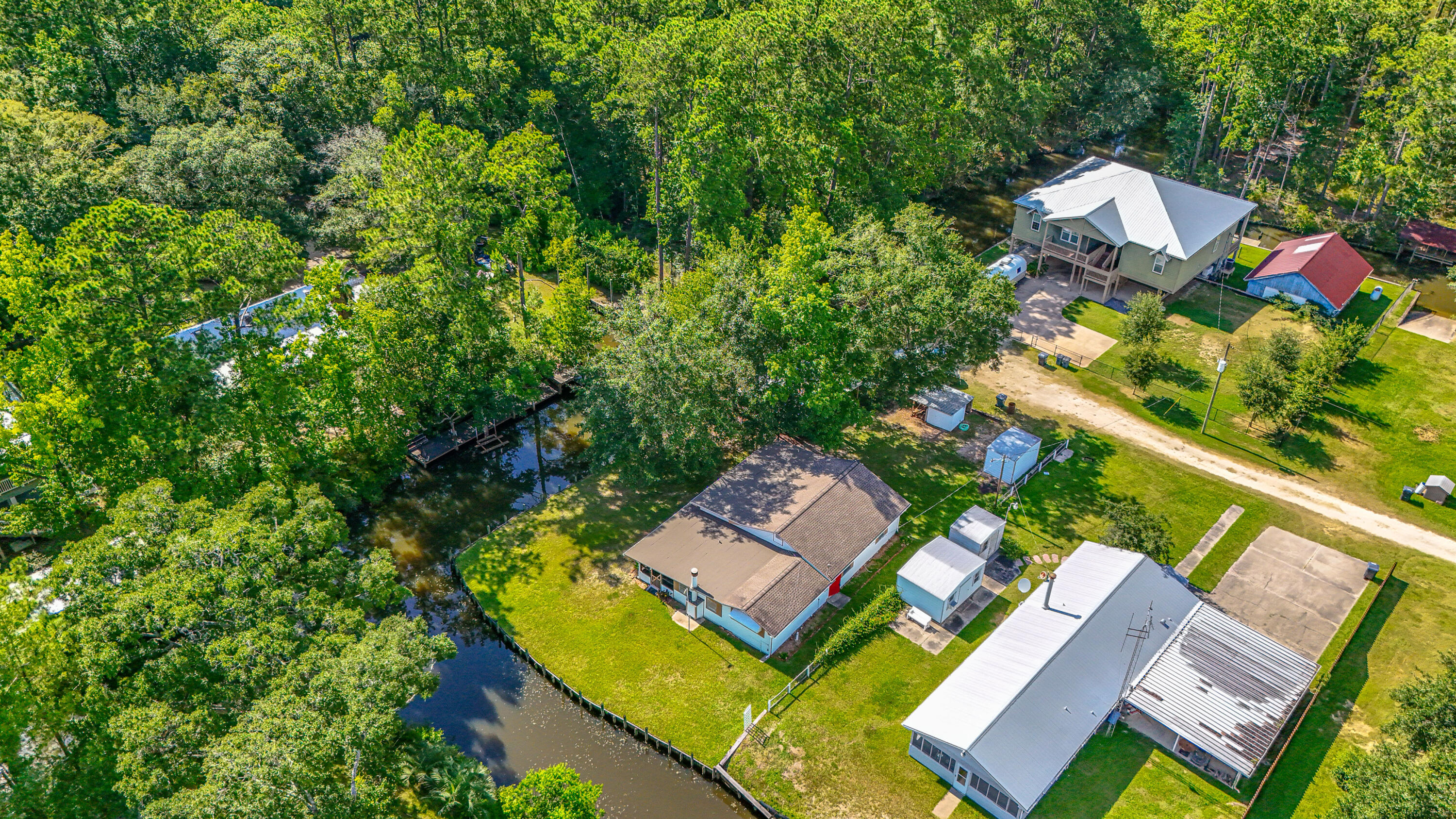 main property photo 74