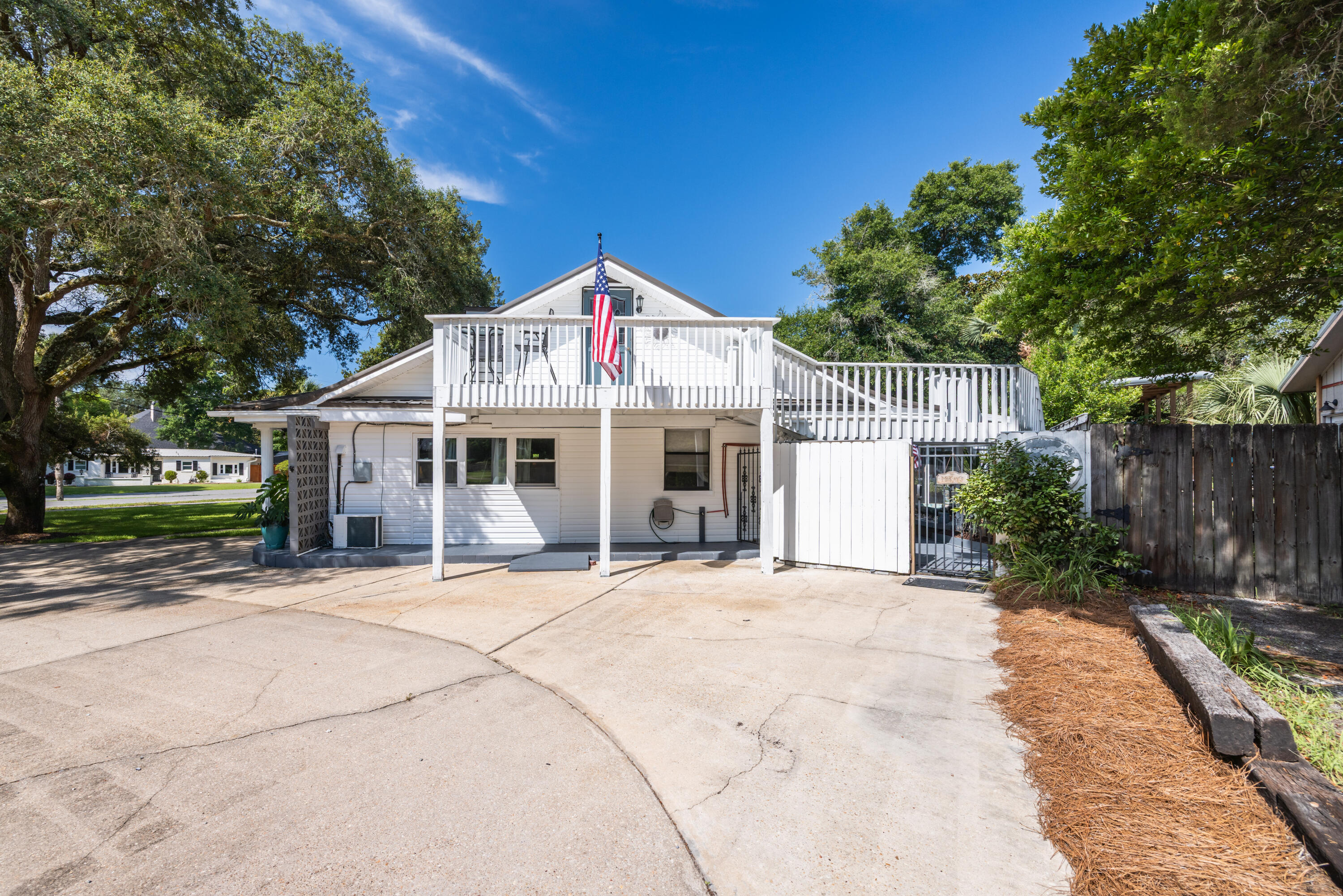 main property photo 33