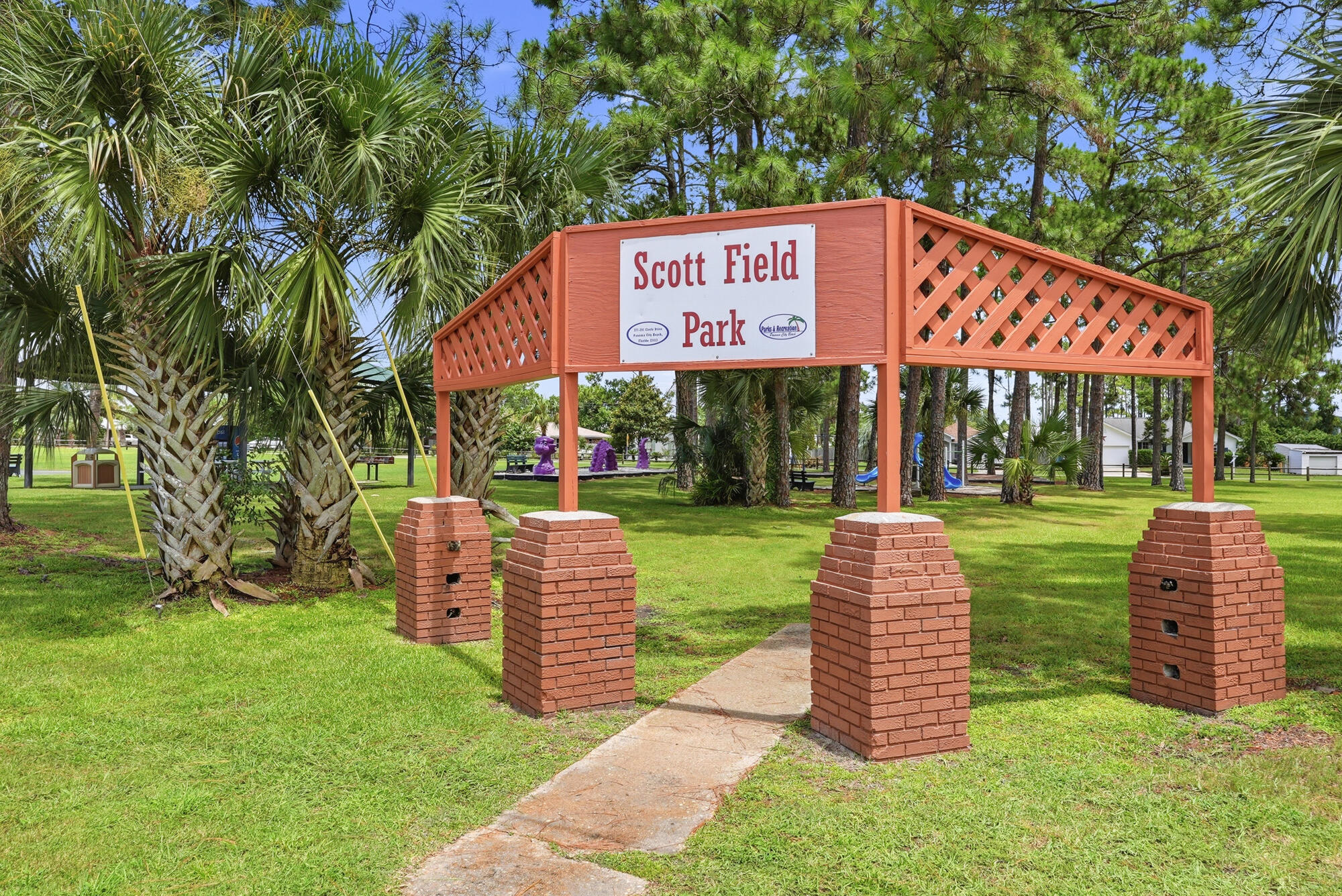 main property photo 41