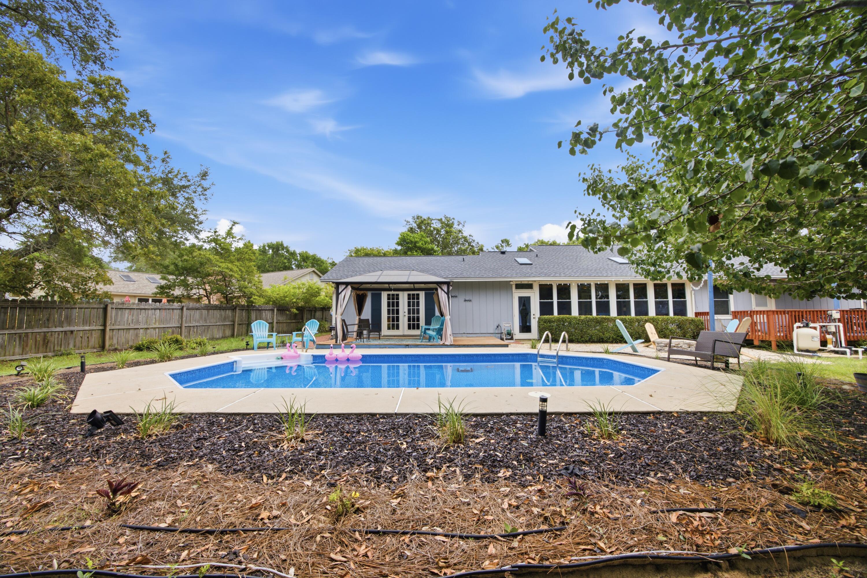 main property photo 76