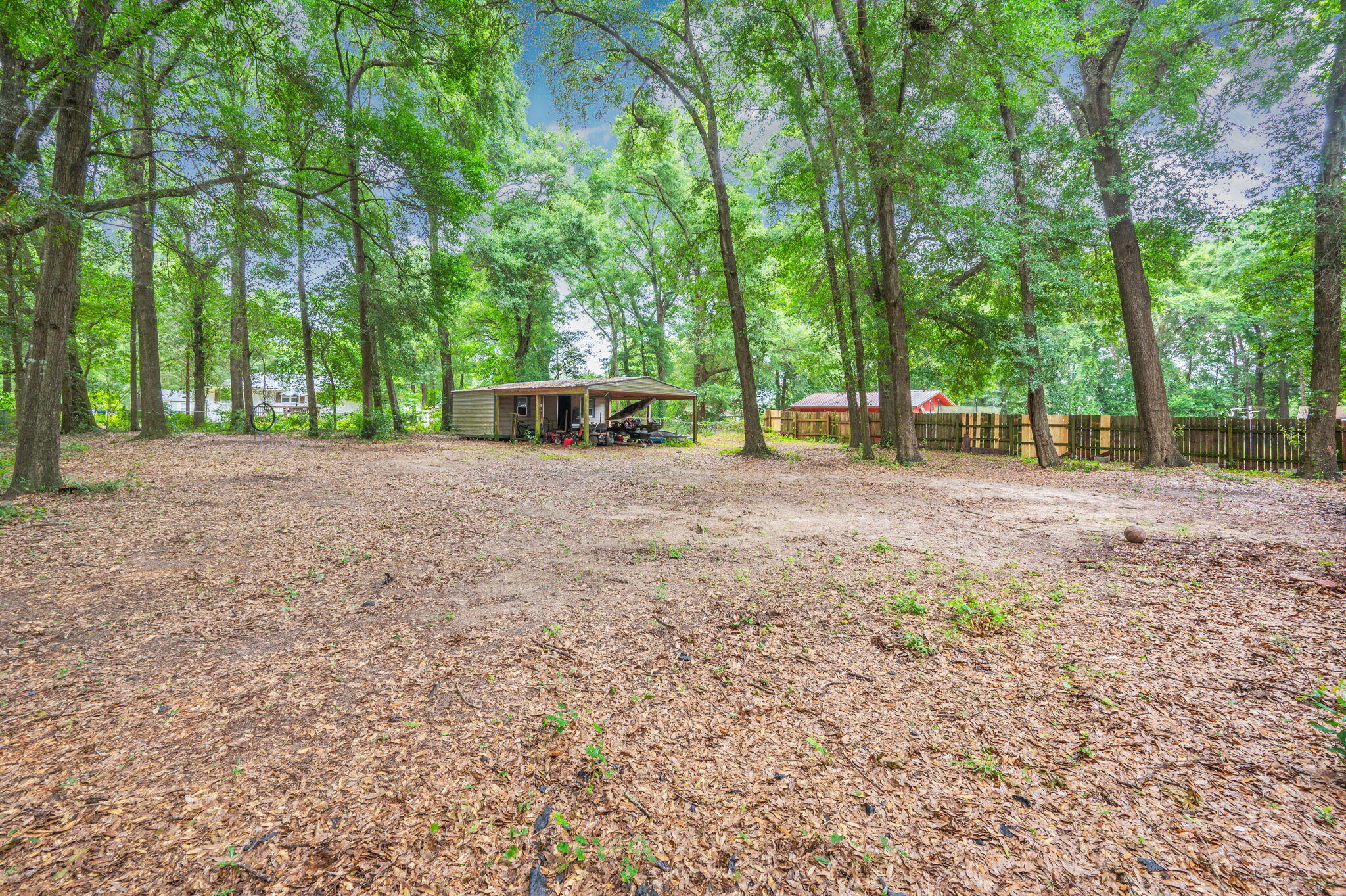 main property photo 32