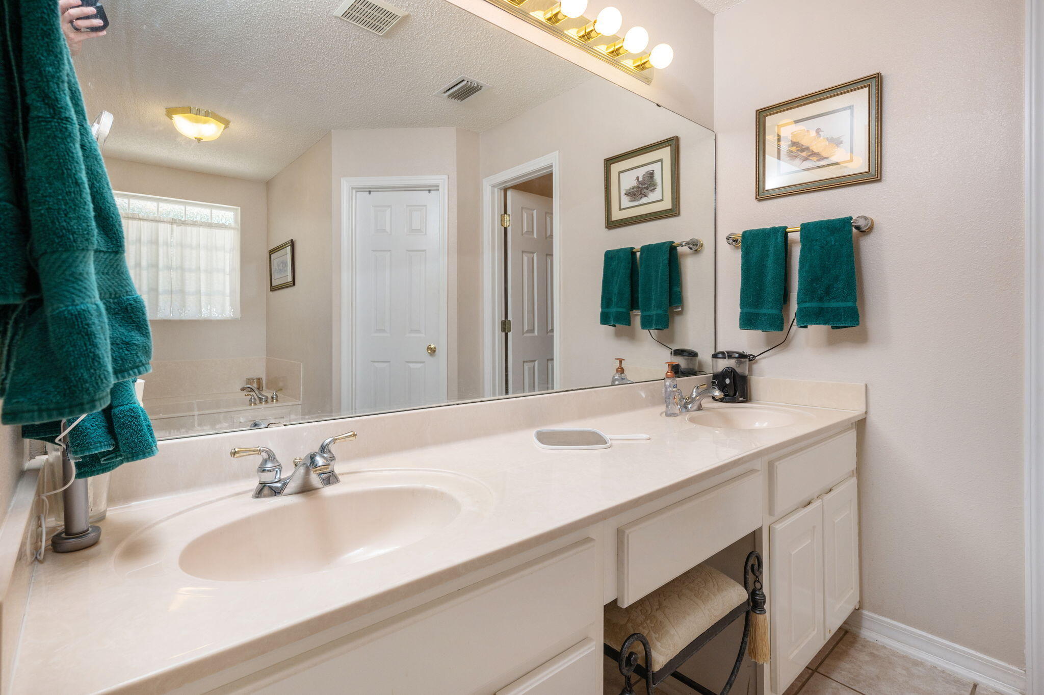 property viewer photo 18