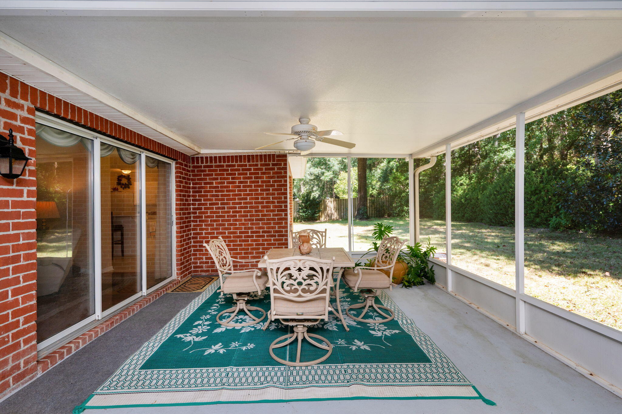 property viewer photo 31