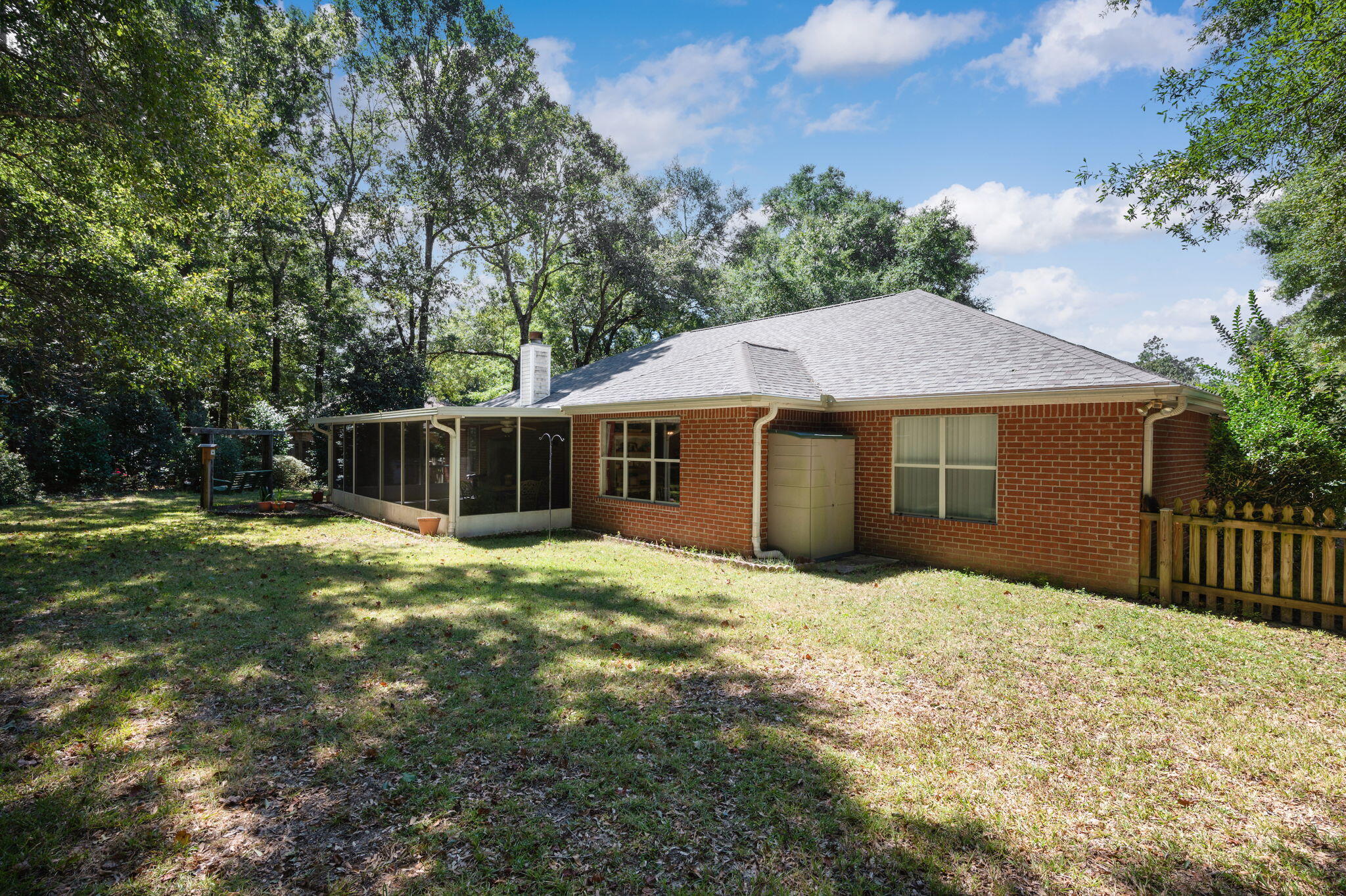 property viewer photo 35