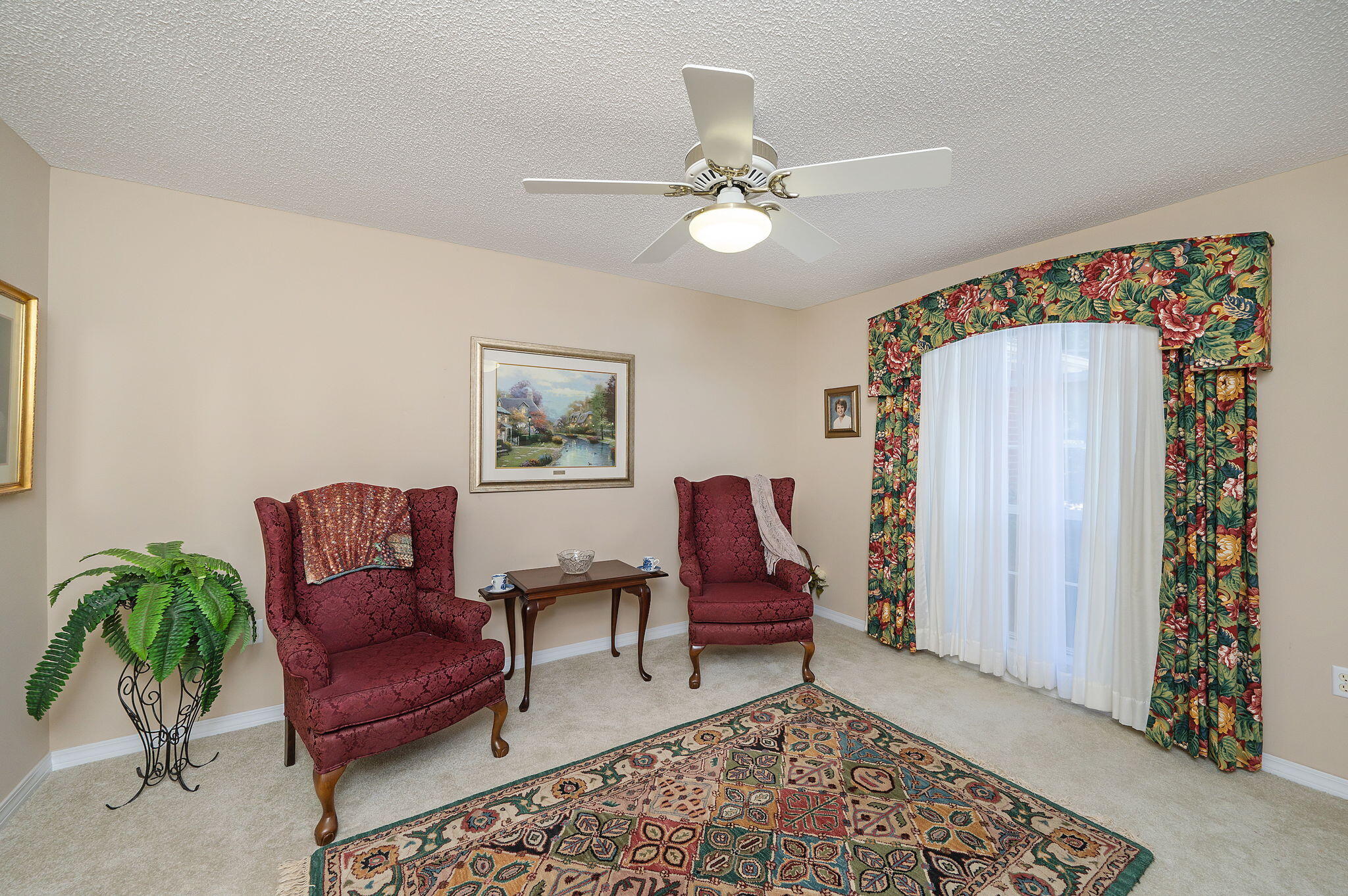 property viewer photo 4