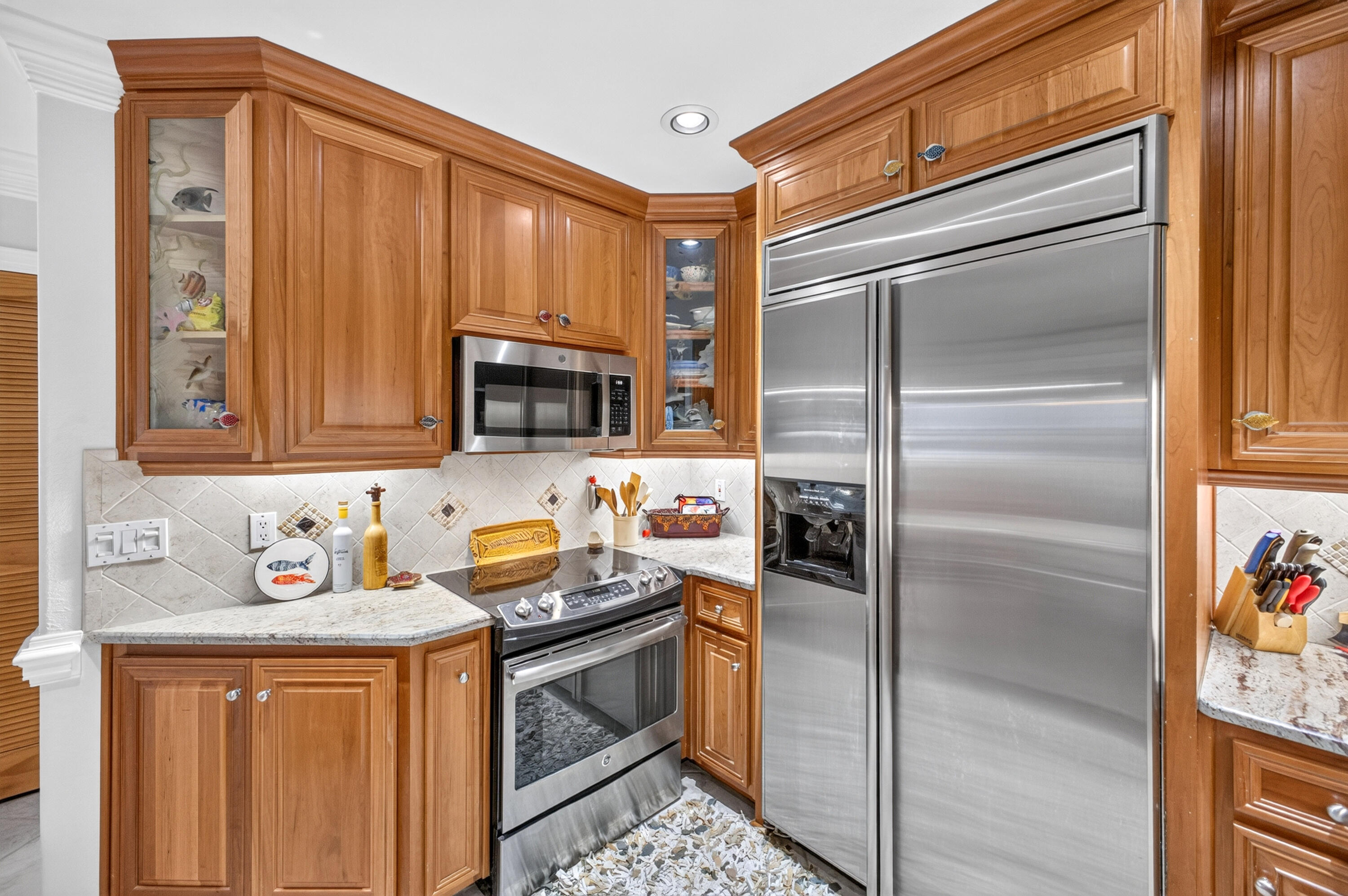 main property photo 9
