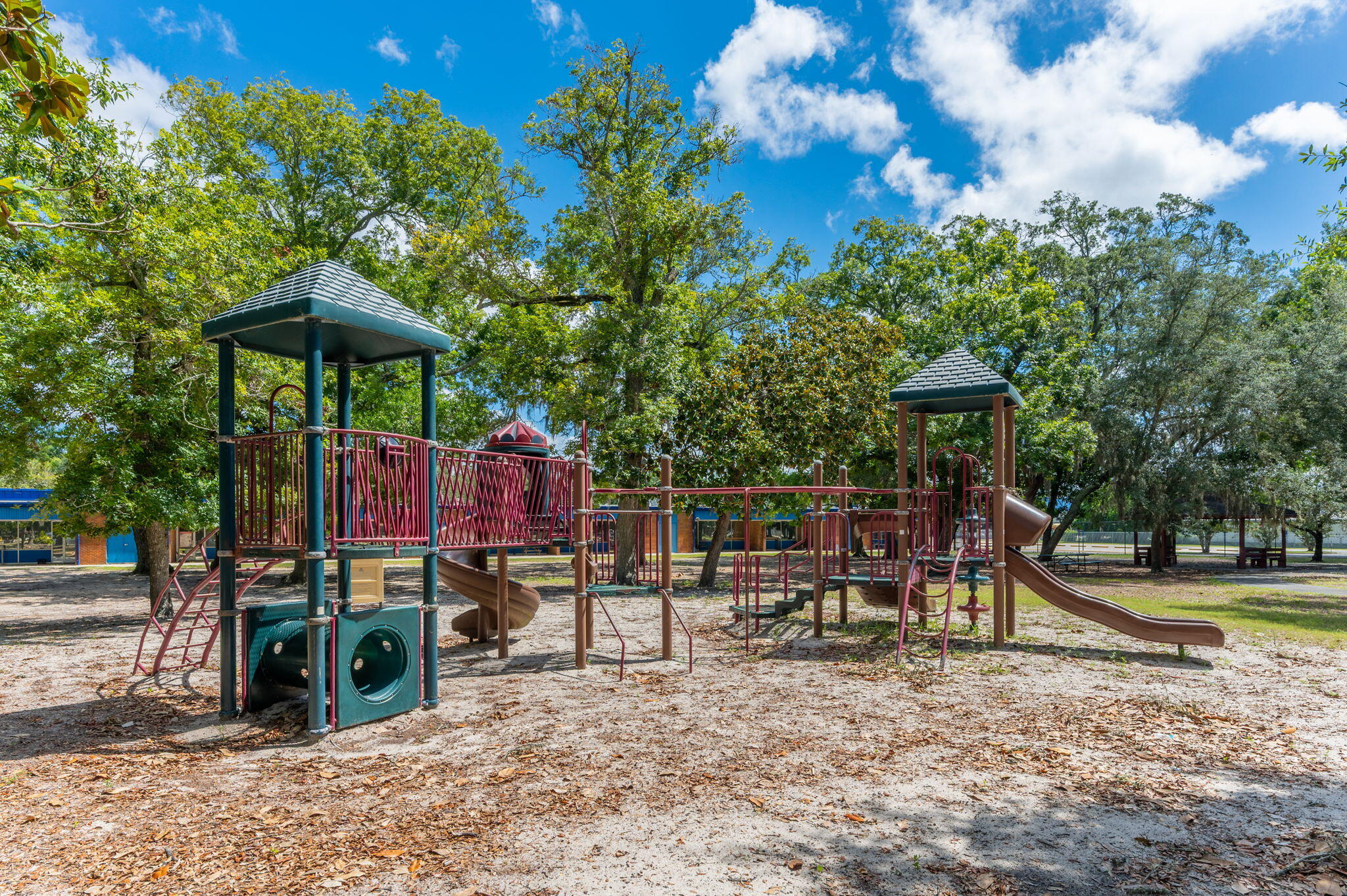 main property photo 25