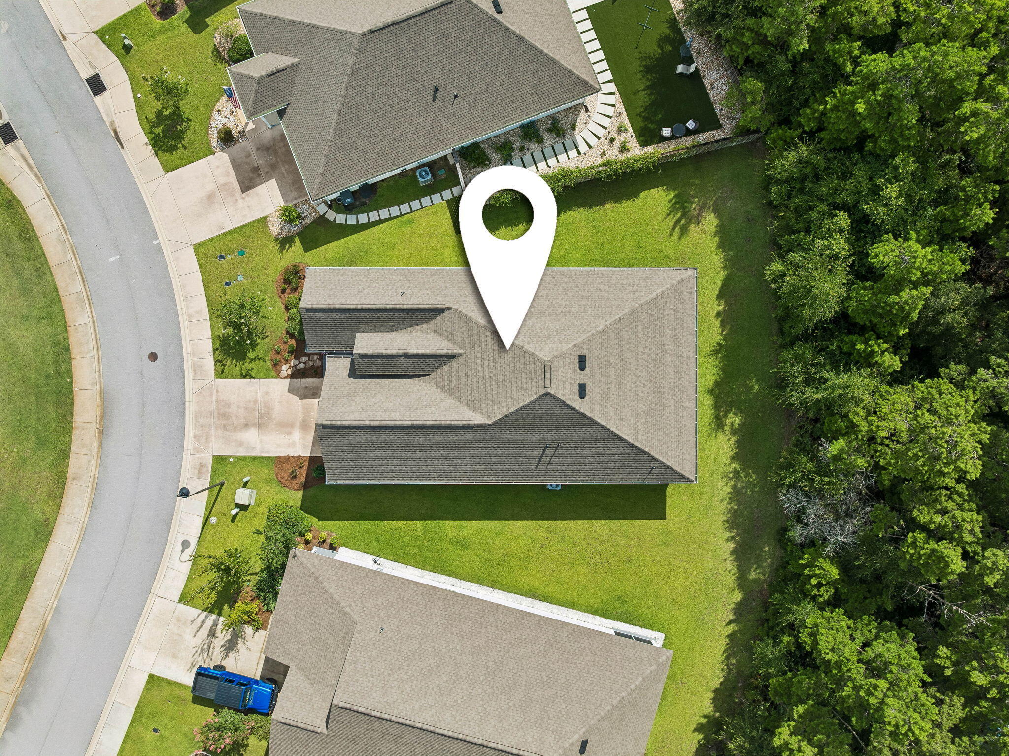 main property photo 42