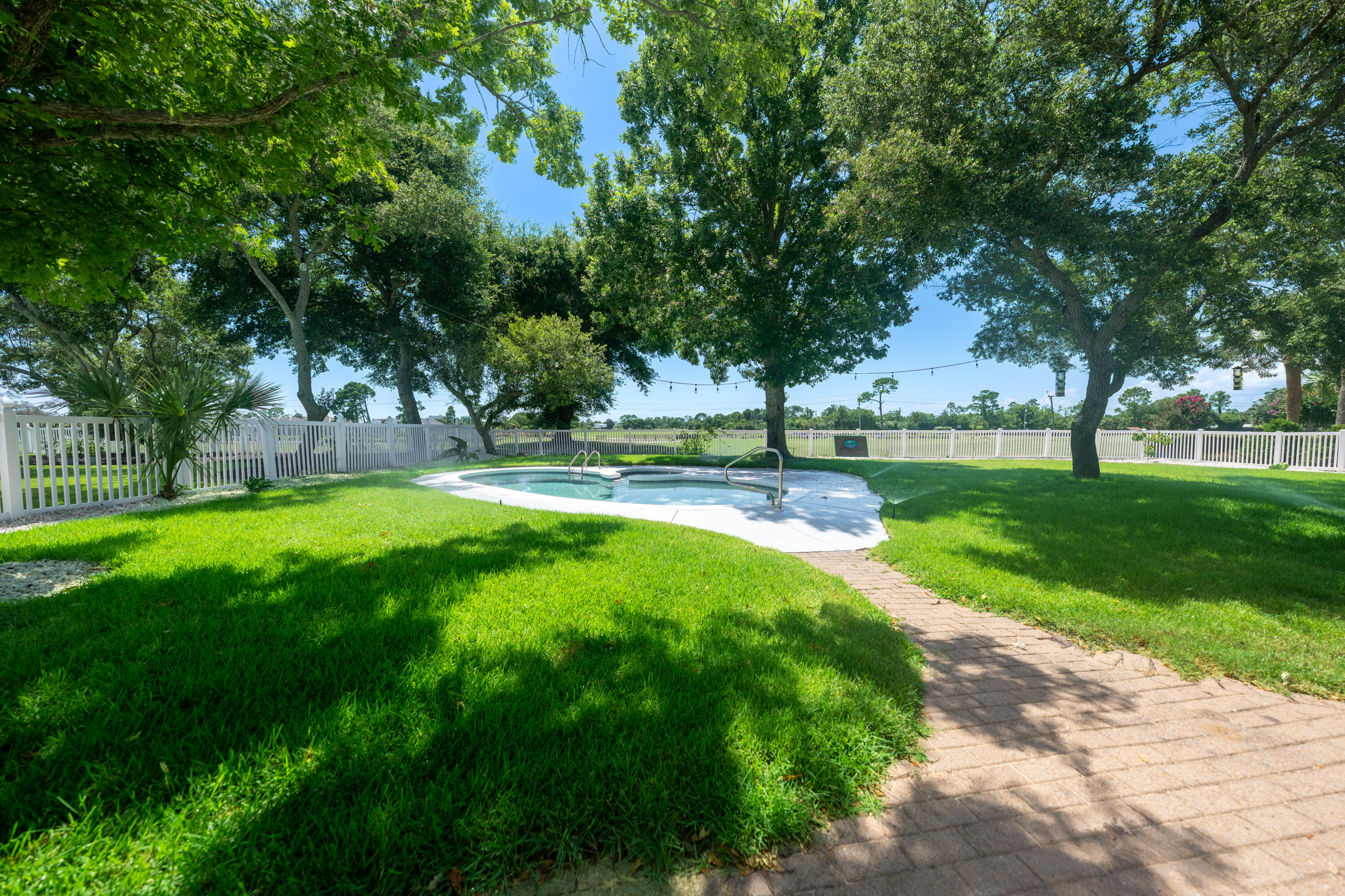main property photo 71