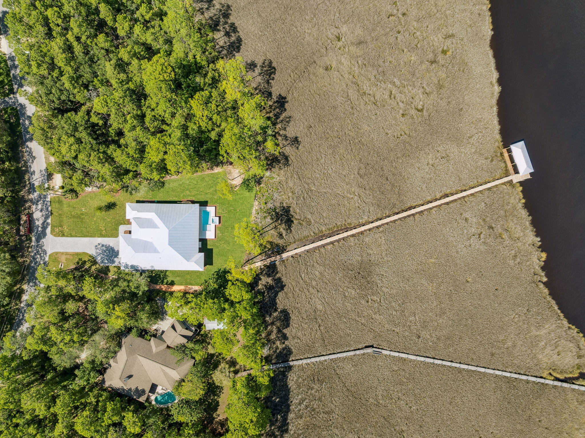 main property photo 44
