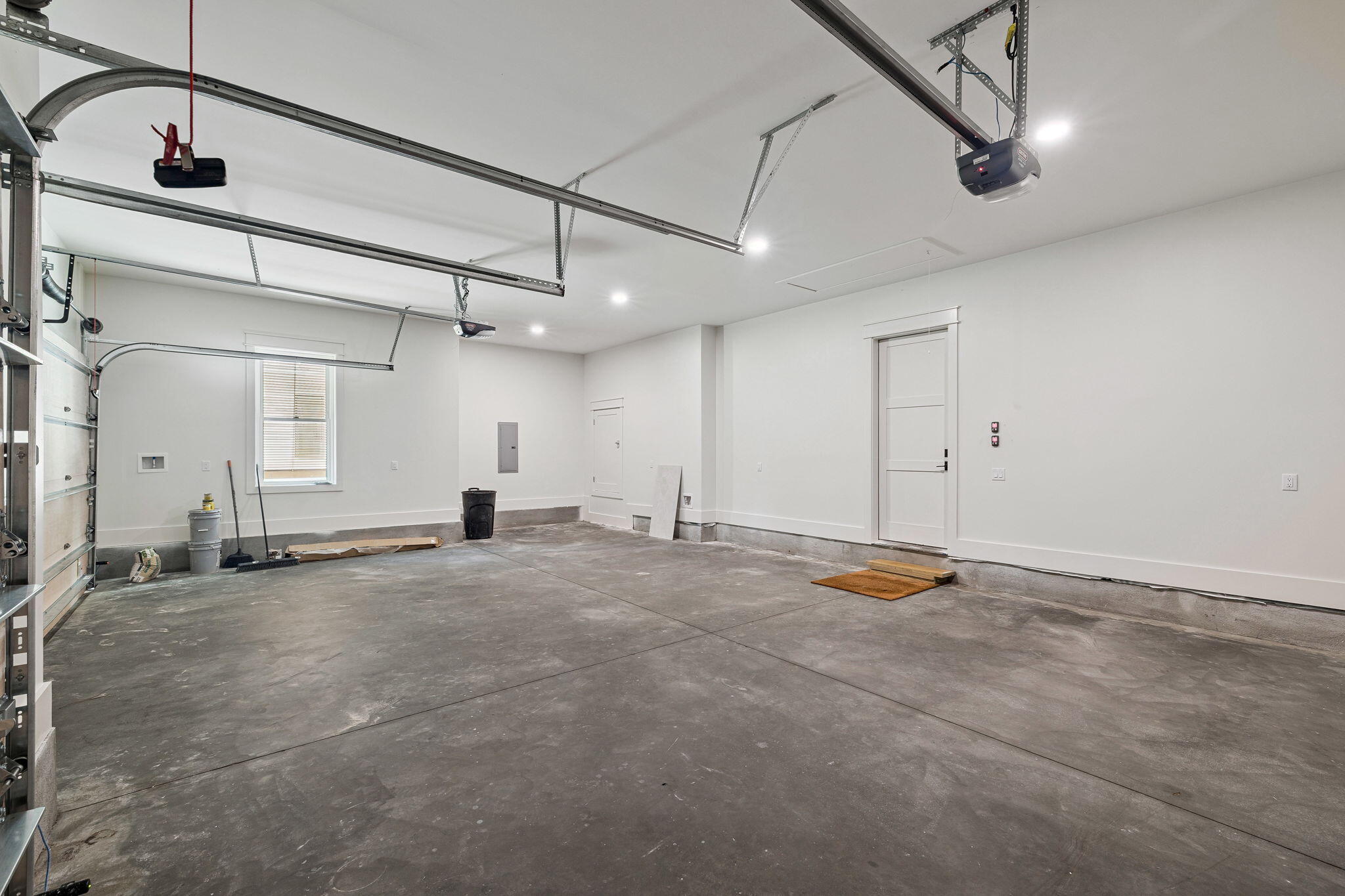 main property photo 58