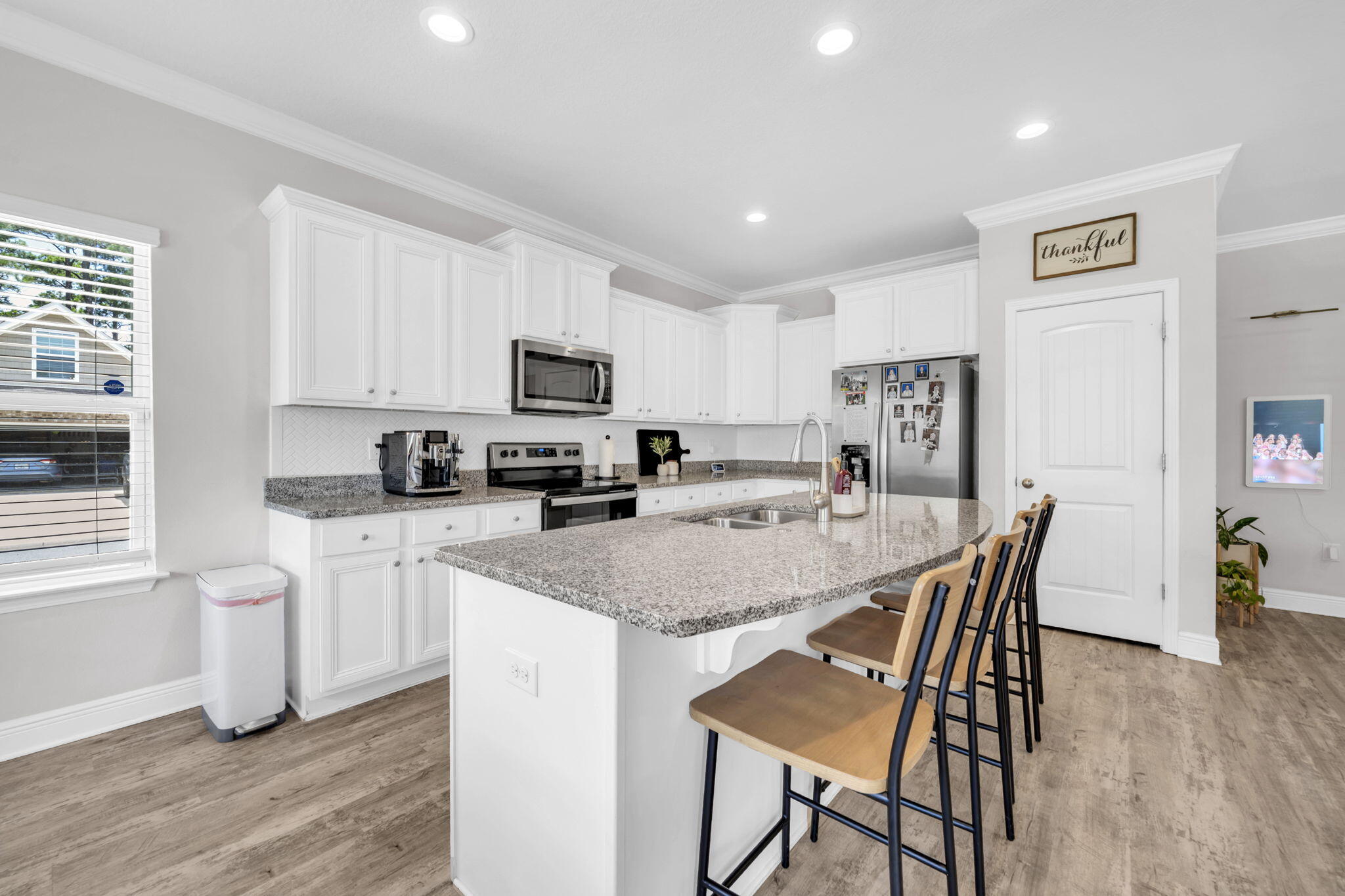 property viewer photo 22