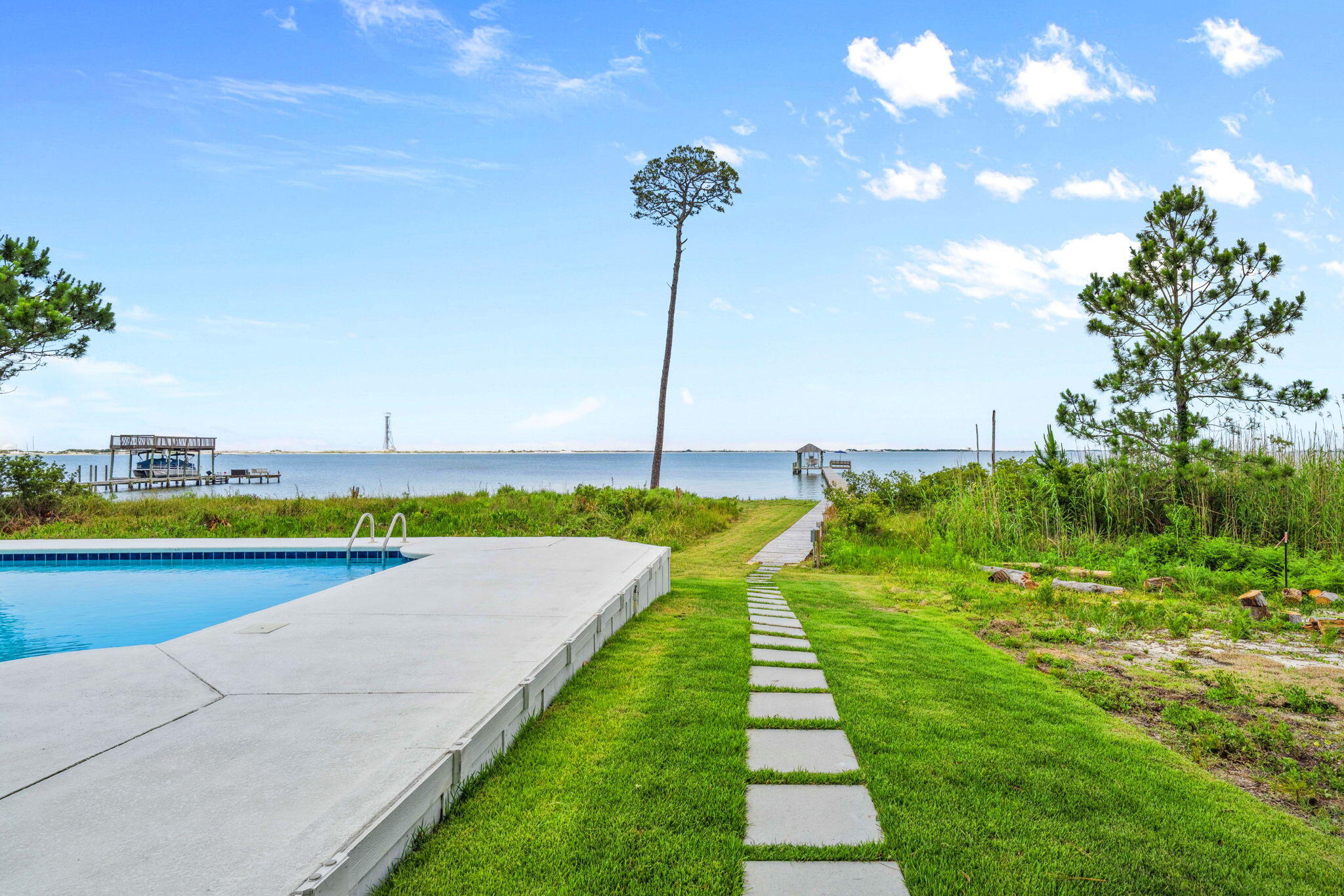main property photo 54