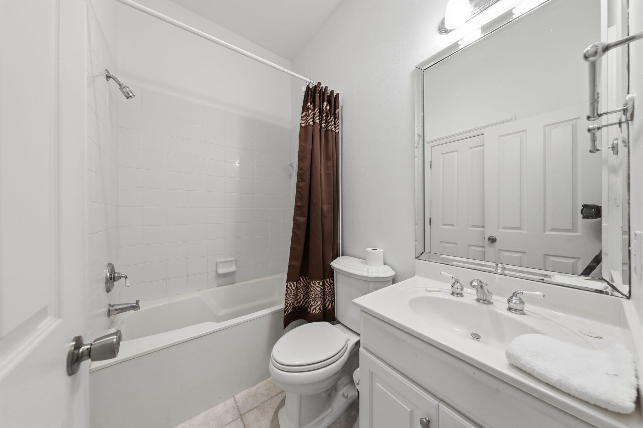 main property photo 124