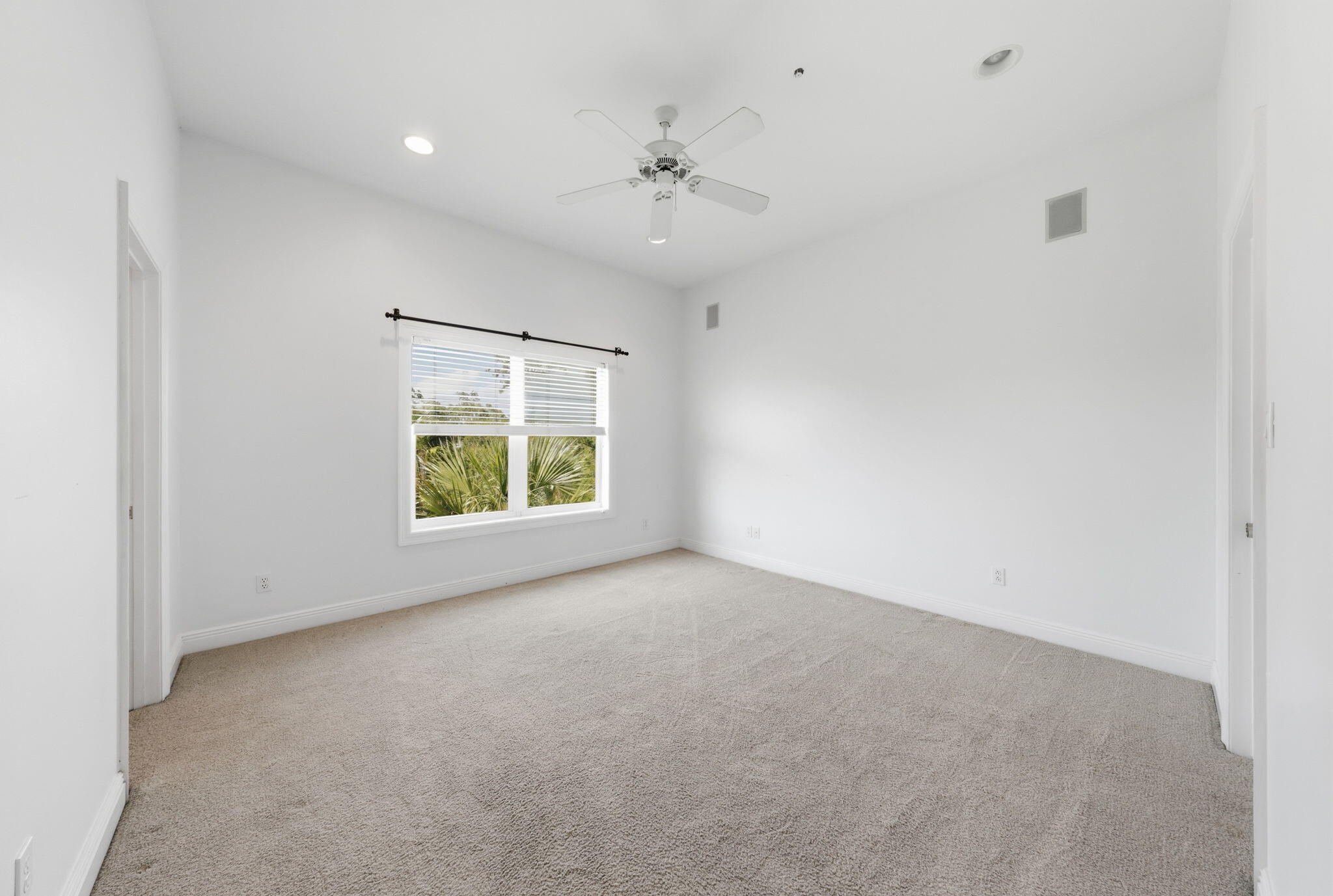 main property photo 125
