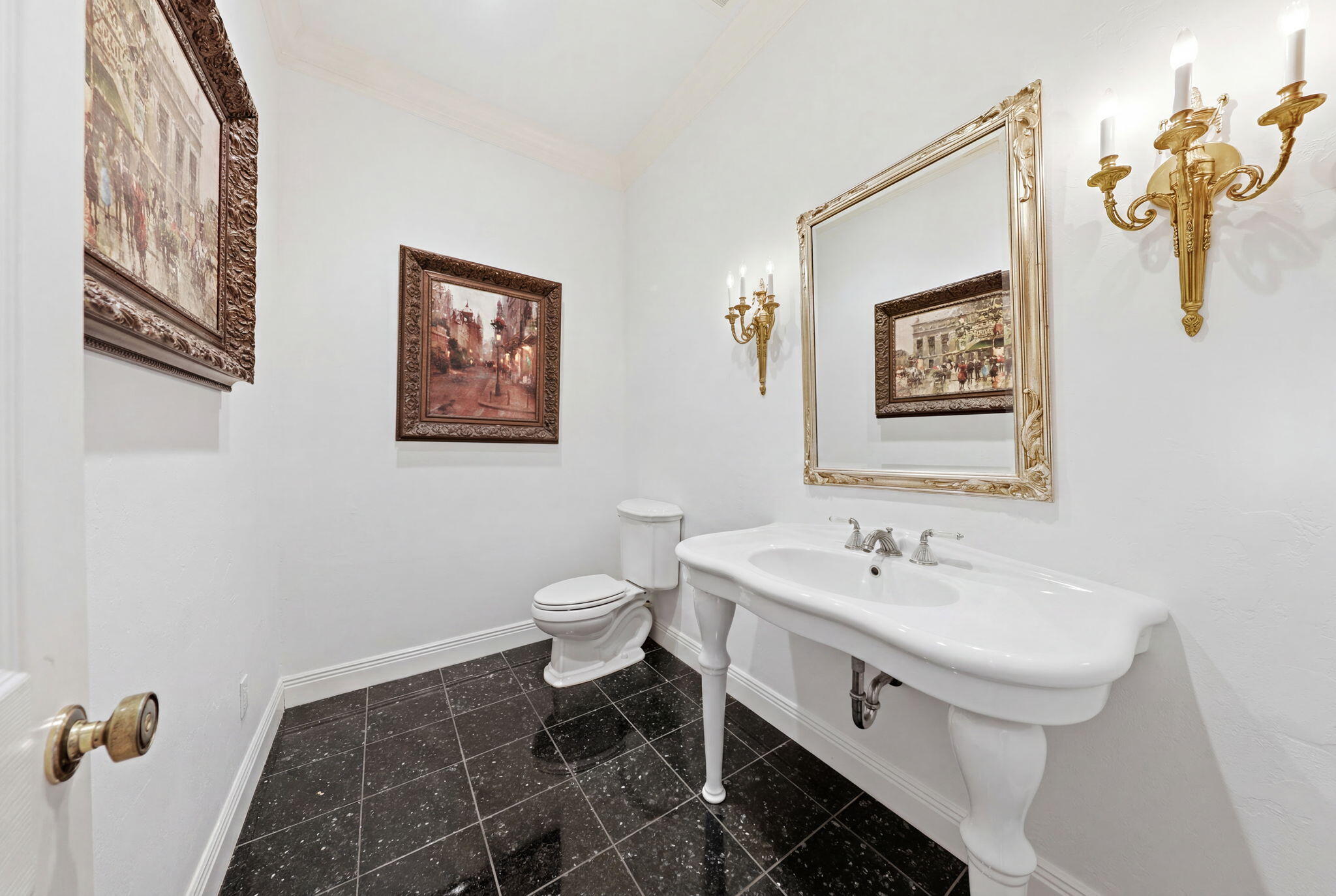 main property photo 78