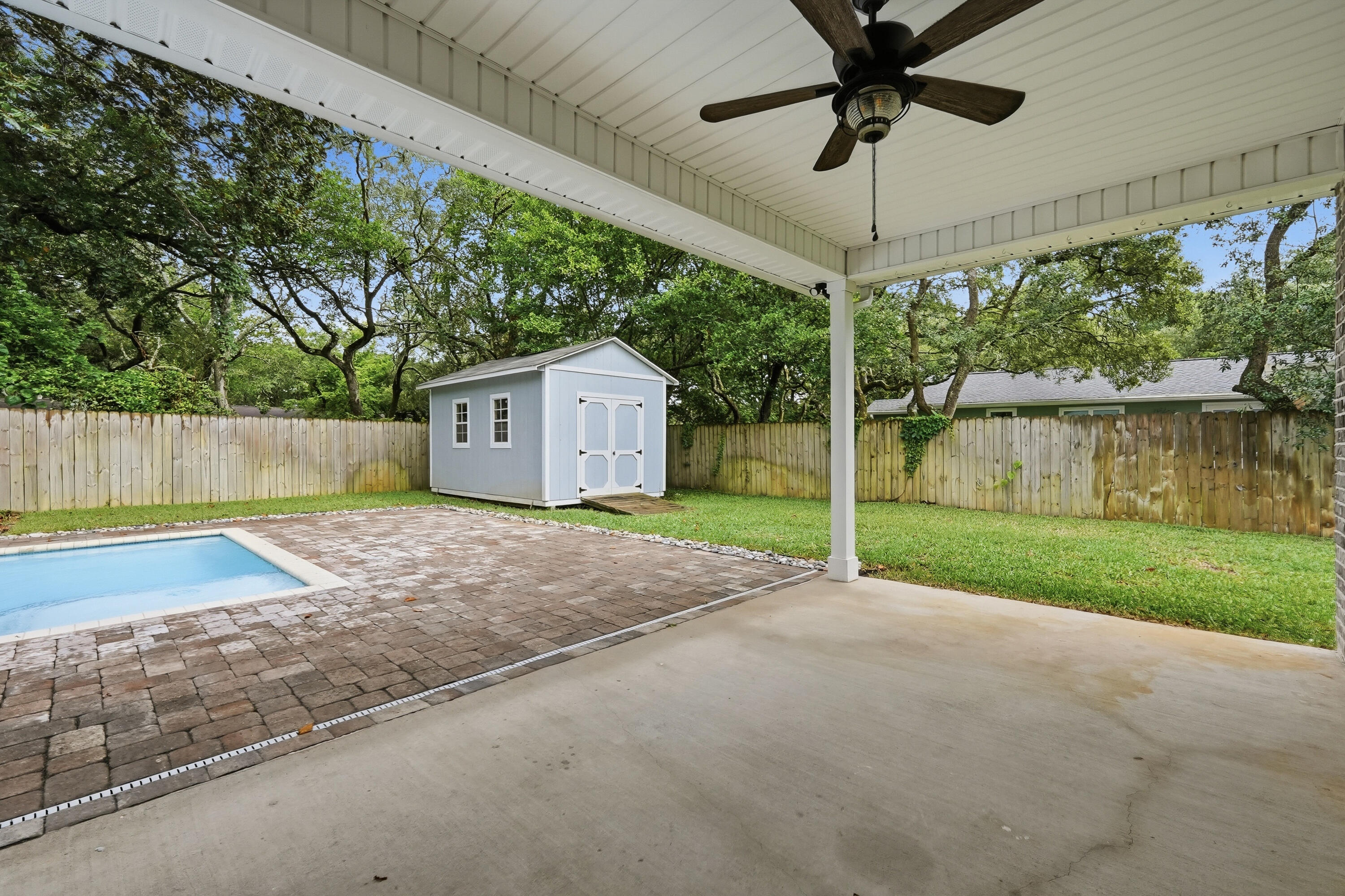 main property photo 59