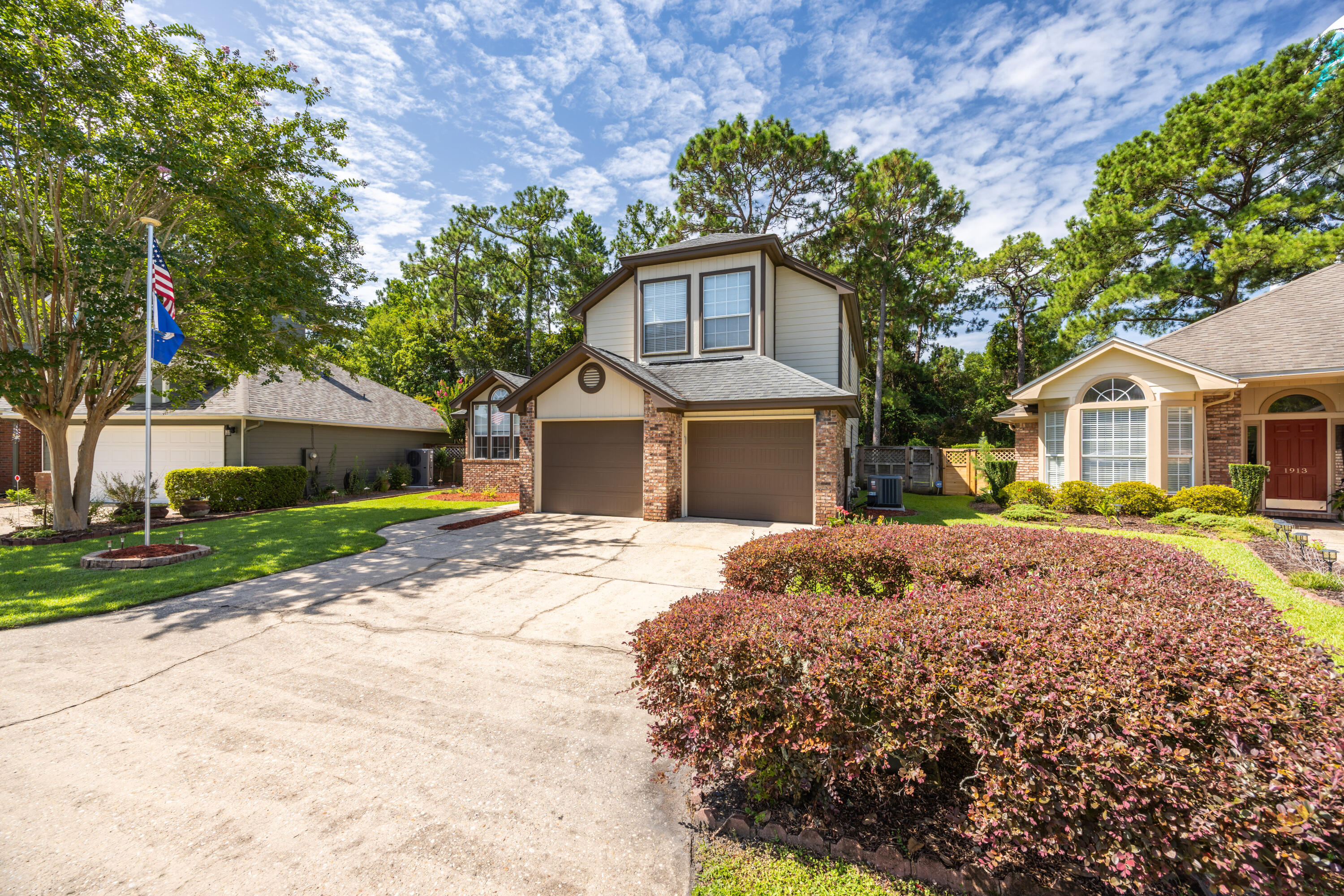 main property photo 37