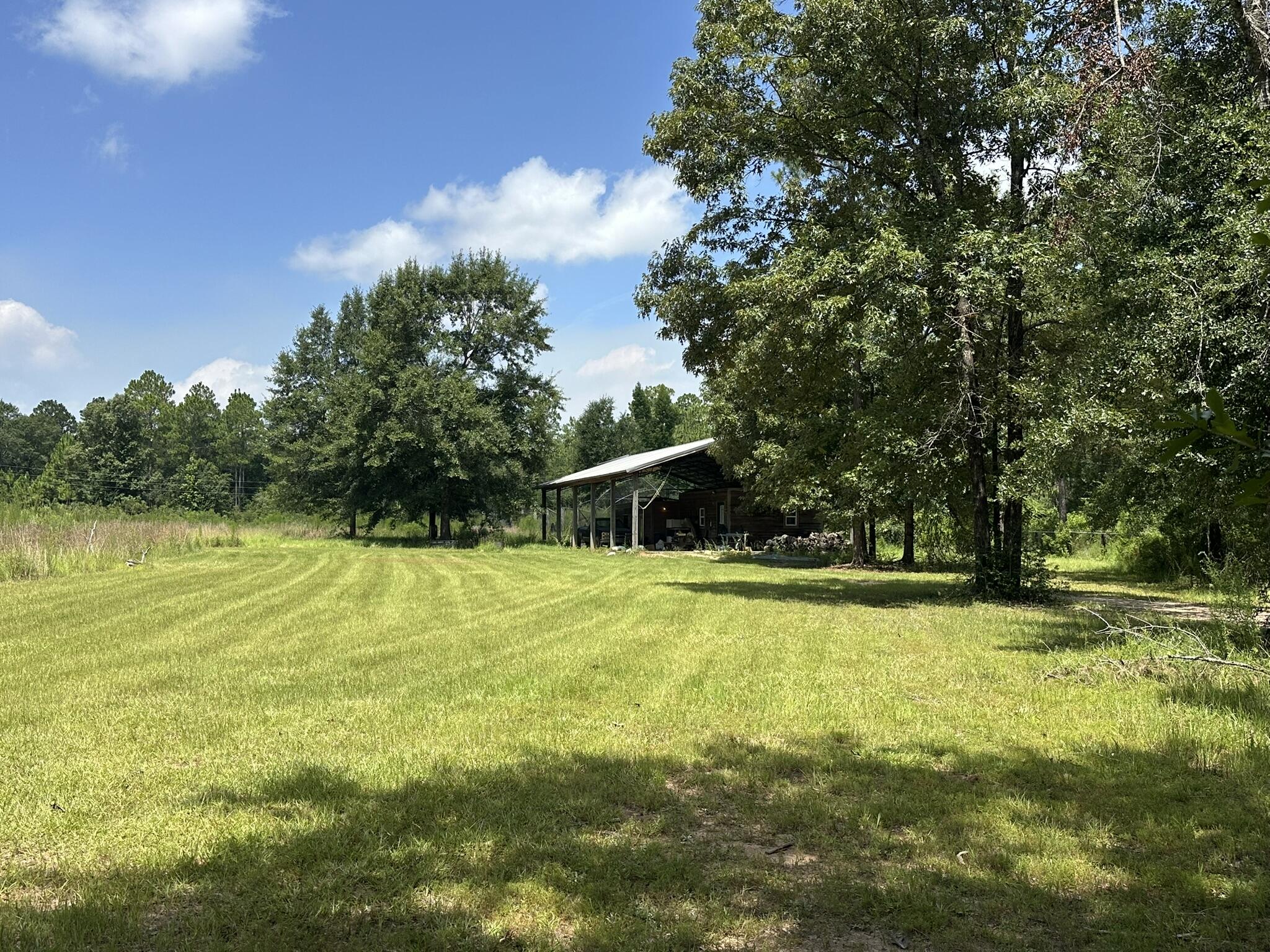 main property photo 14
