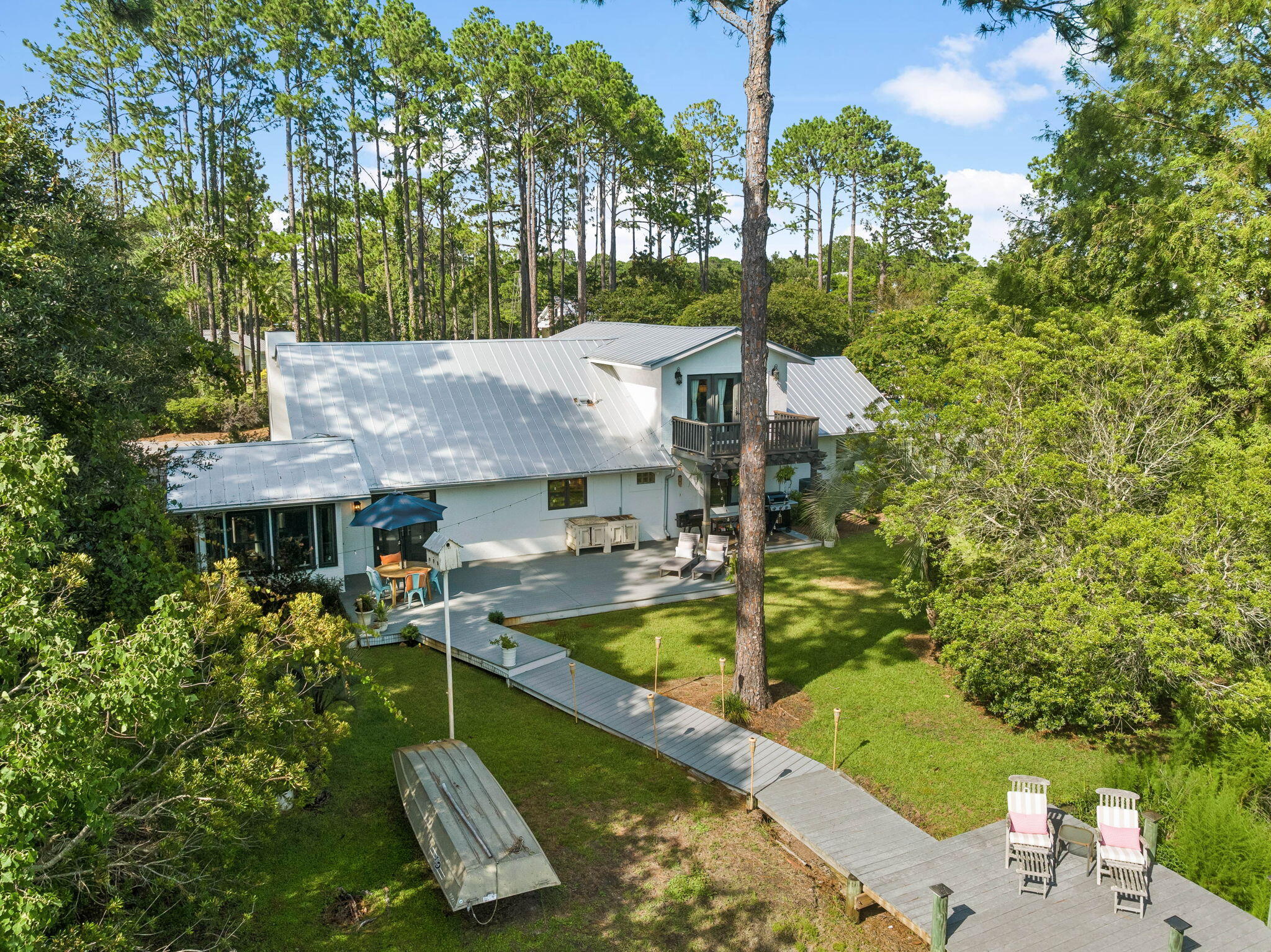 main property photo 35