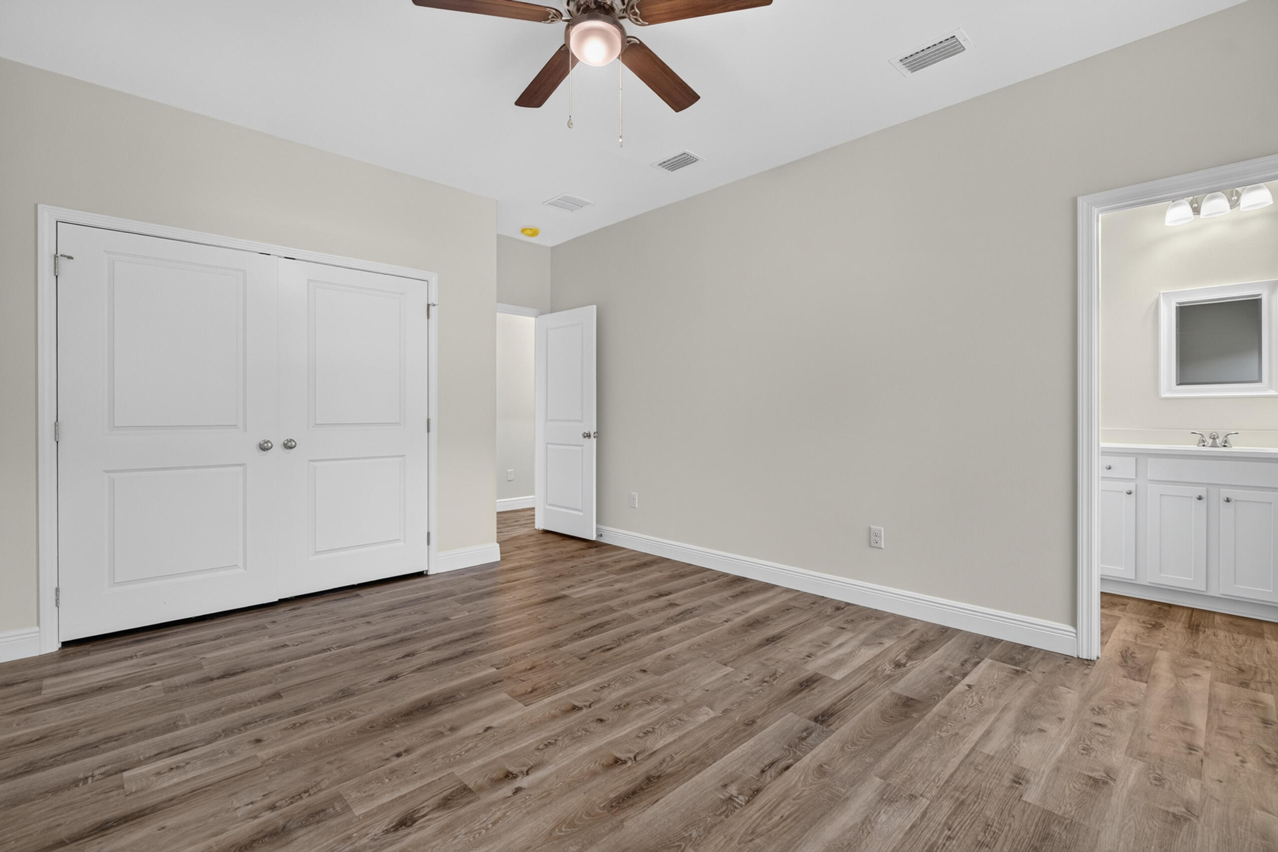 main property photo 66