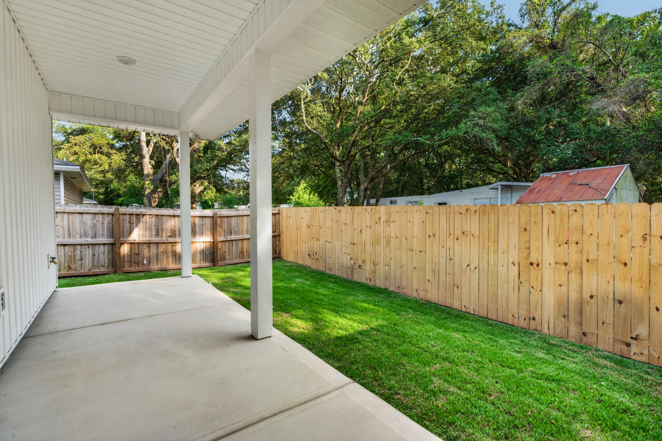 main property photo 70