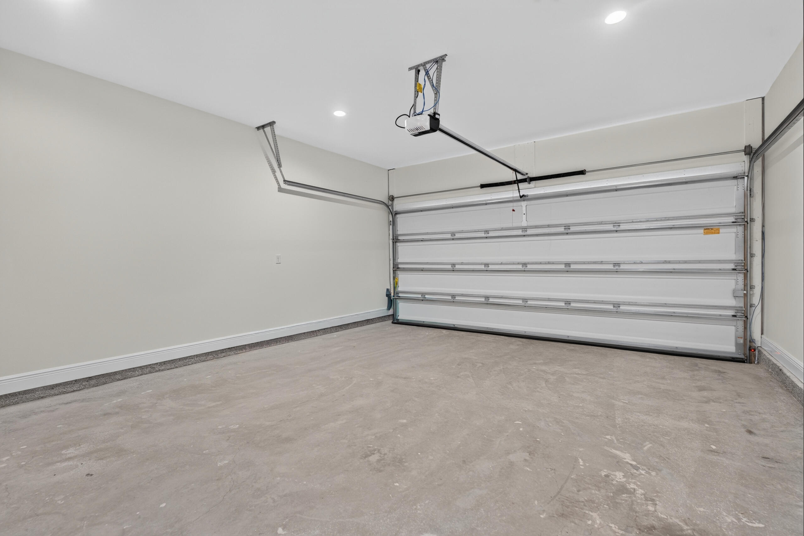 main property photo 74