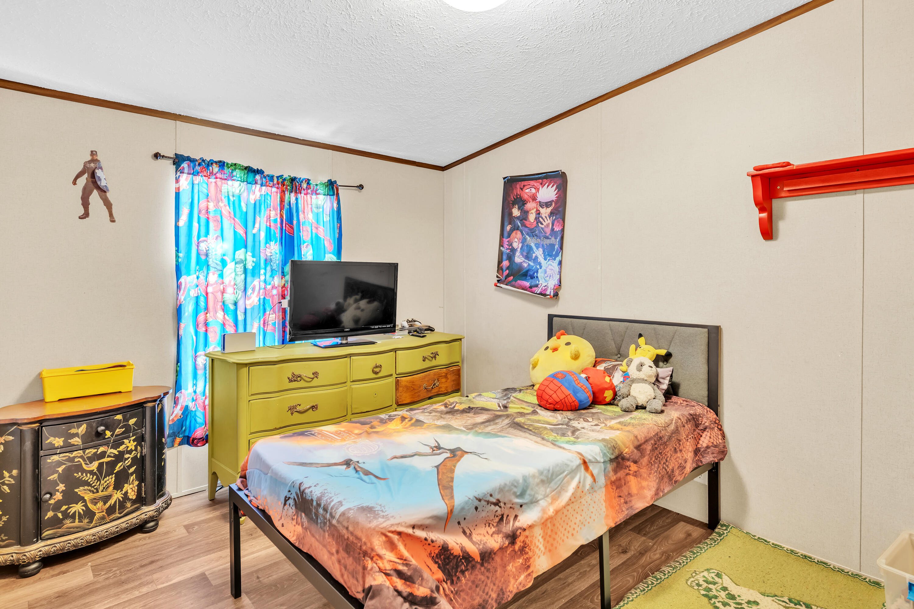 main property photo 9