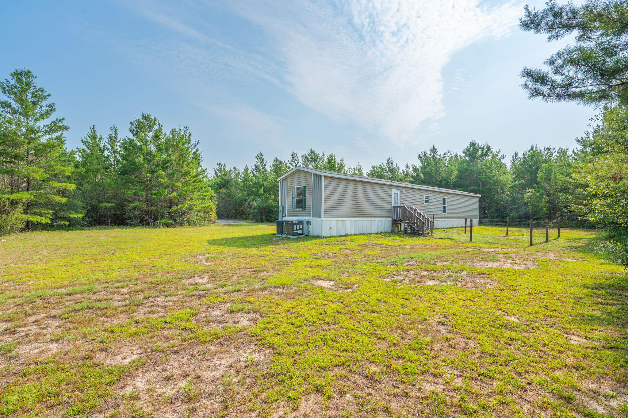 main property photo 31