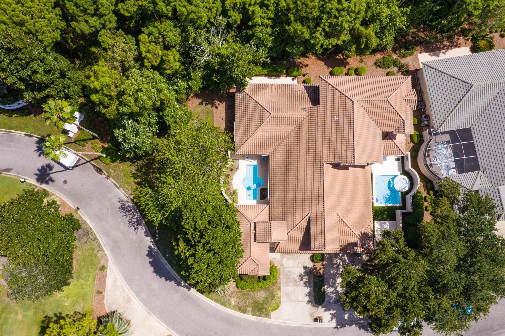 main property photo 48