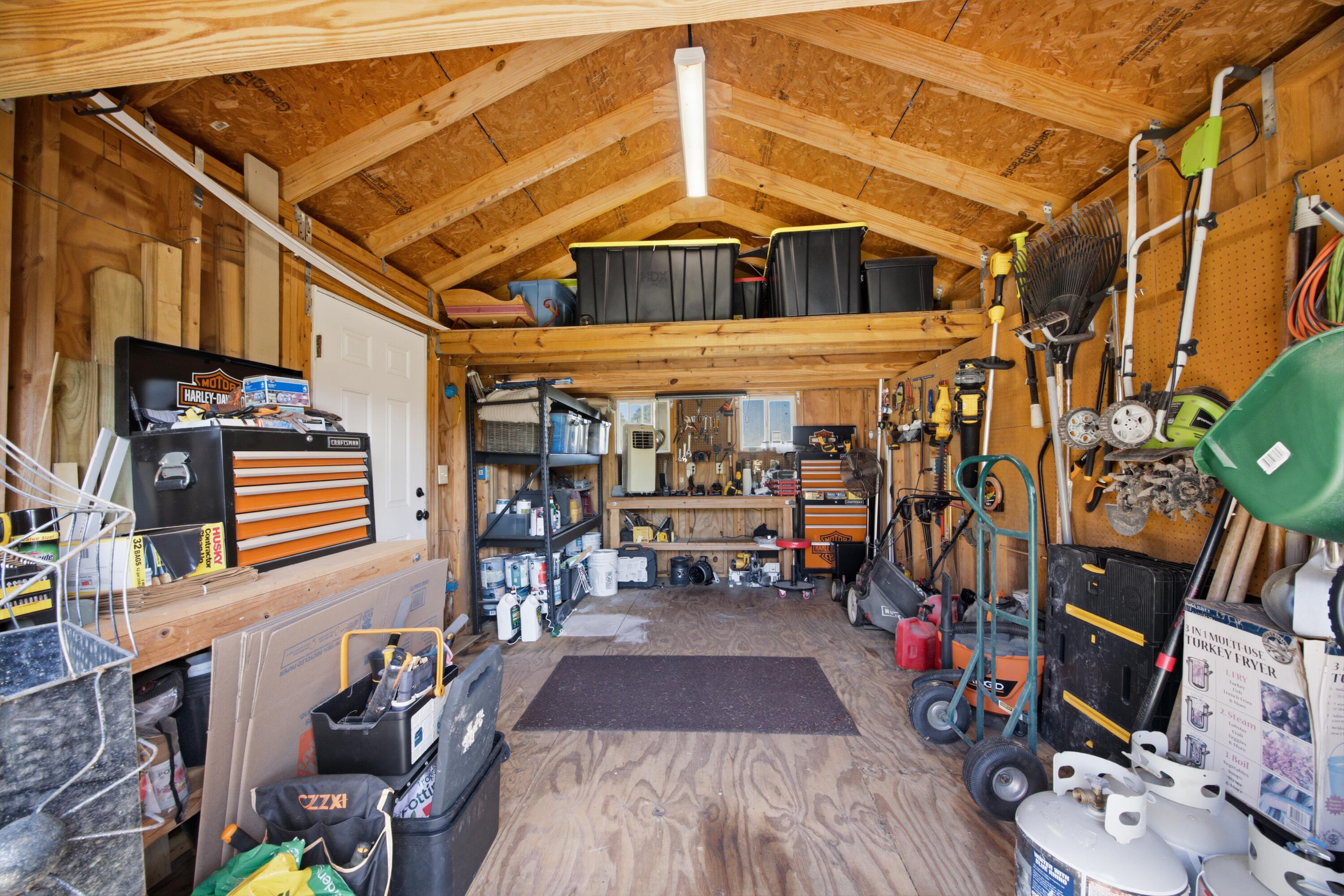 main property photo 79