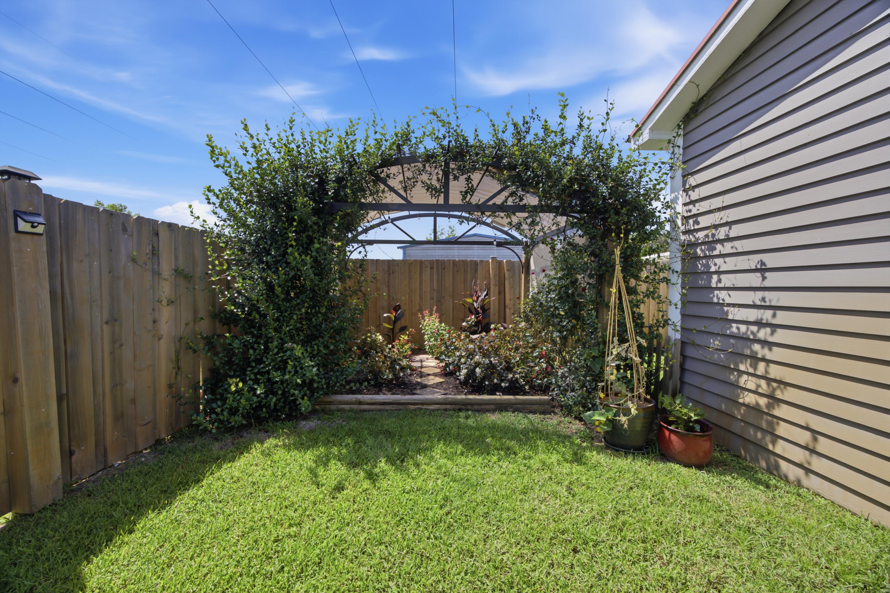 main property photo 81