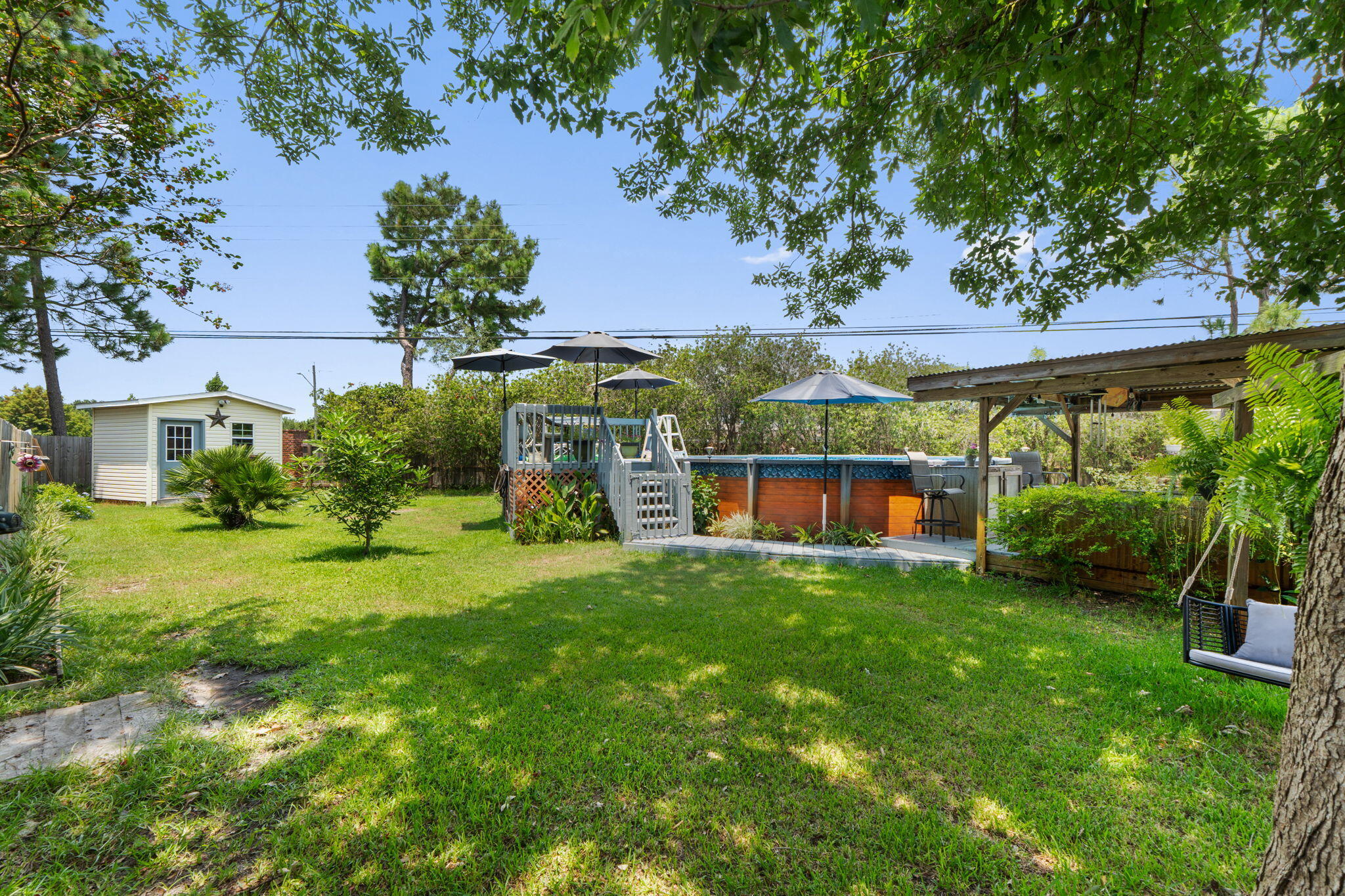 main property photo 28