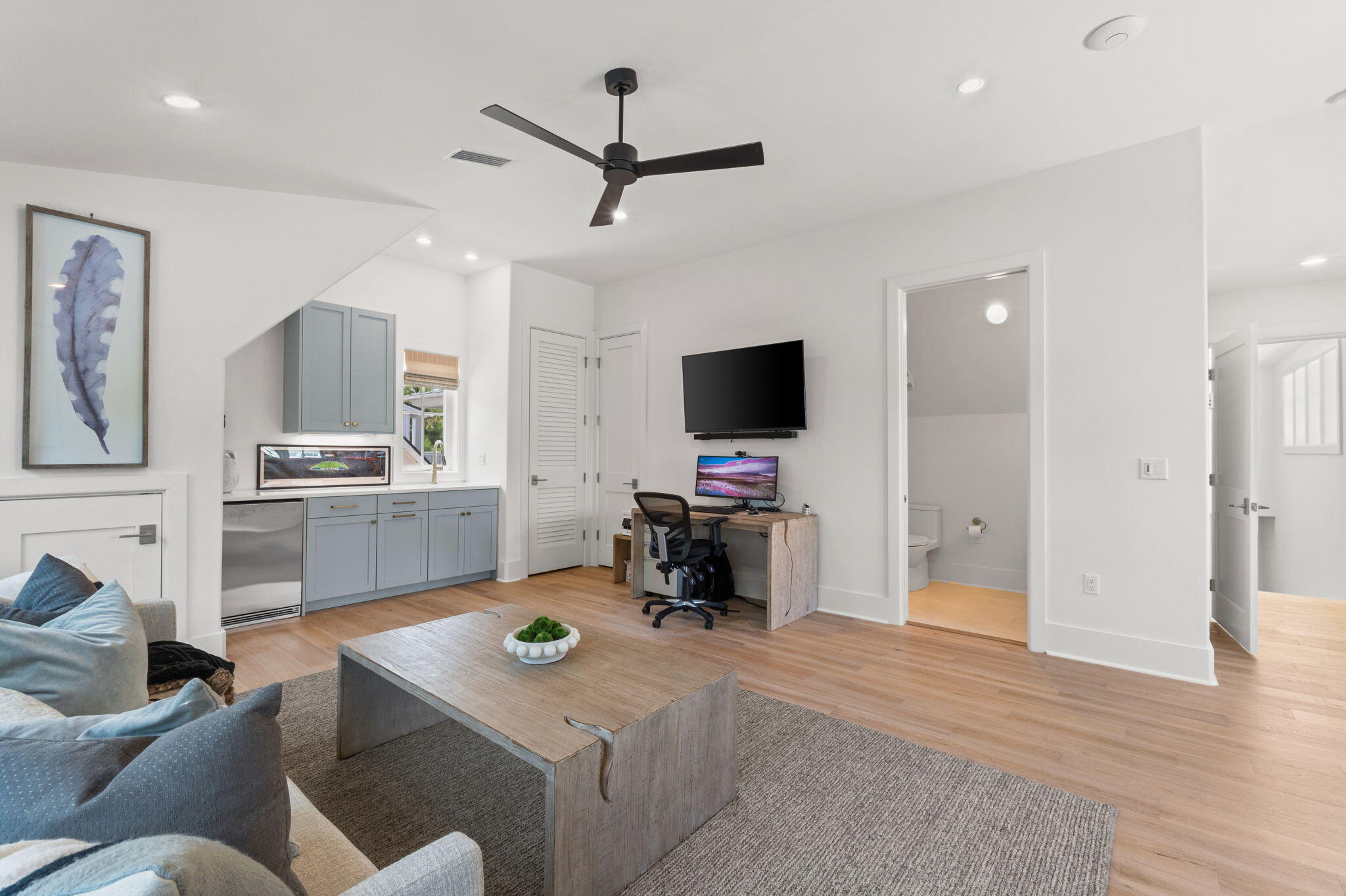 main property photo 86