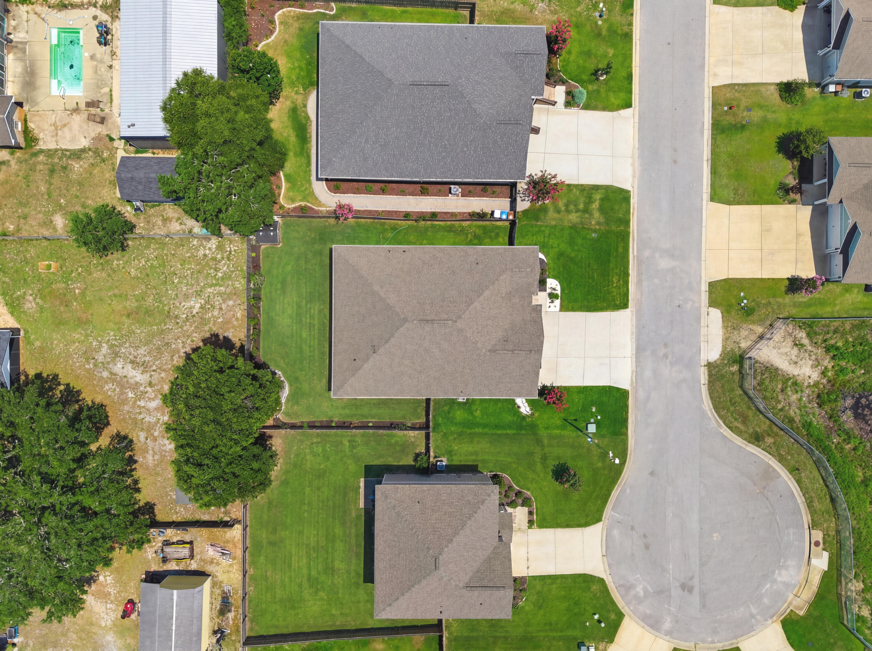 main property photo 46