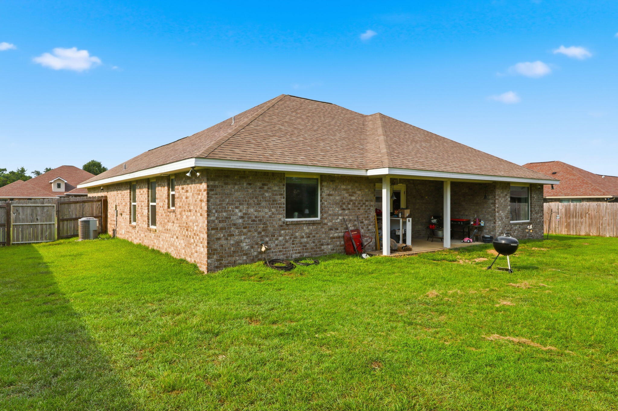 main property photo 43