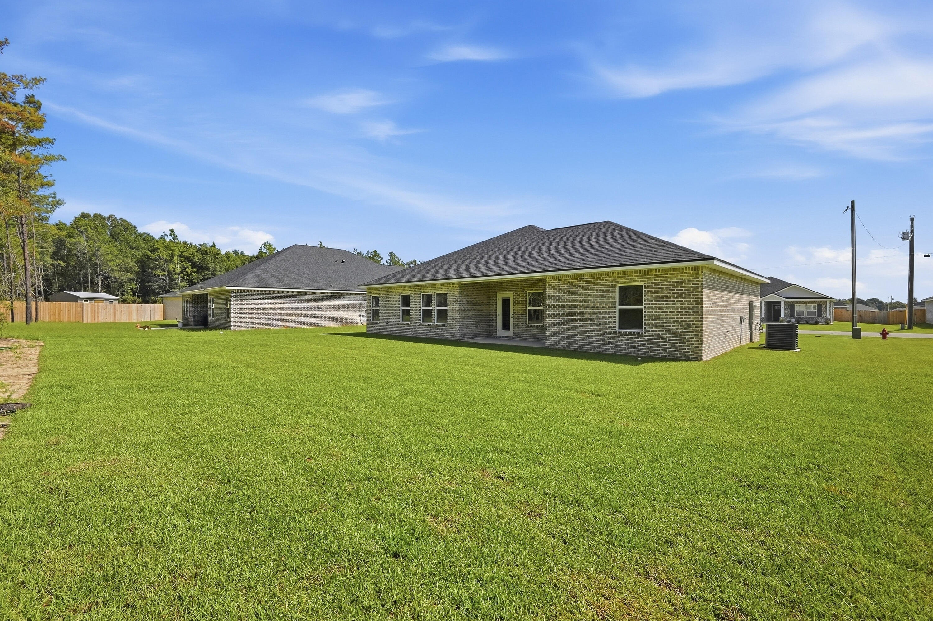 main property photo 45