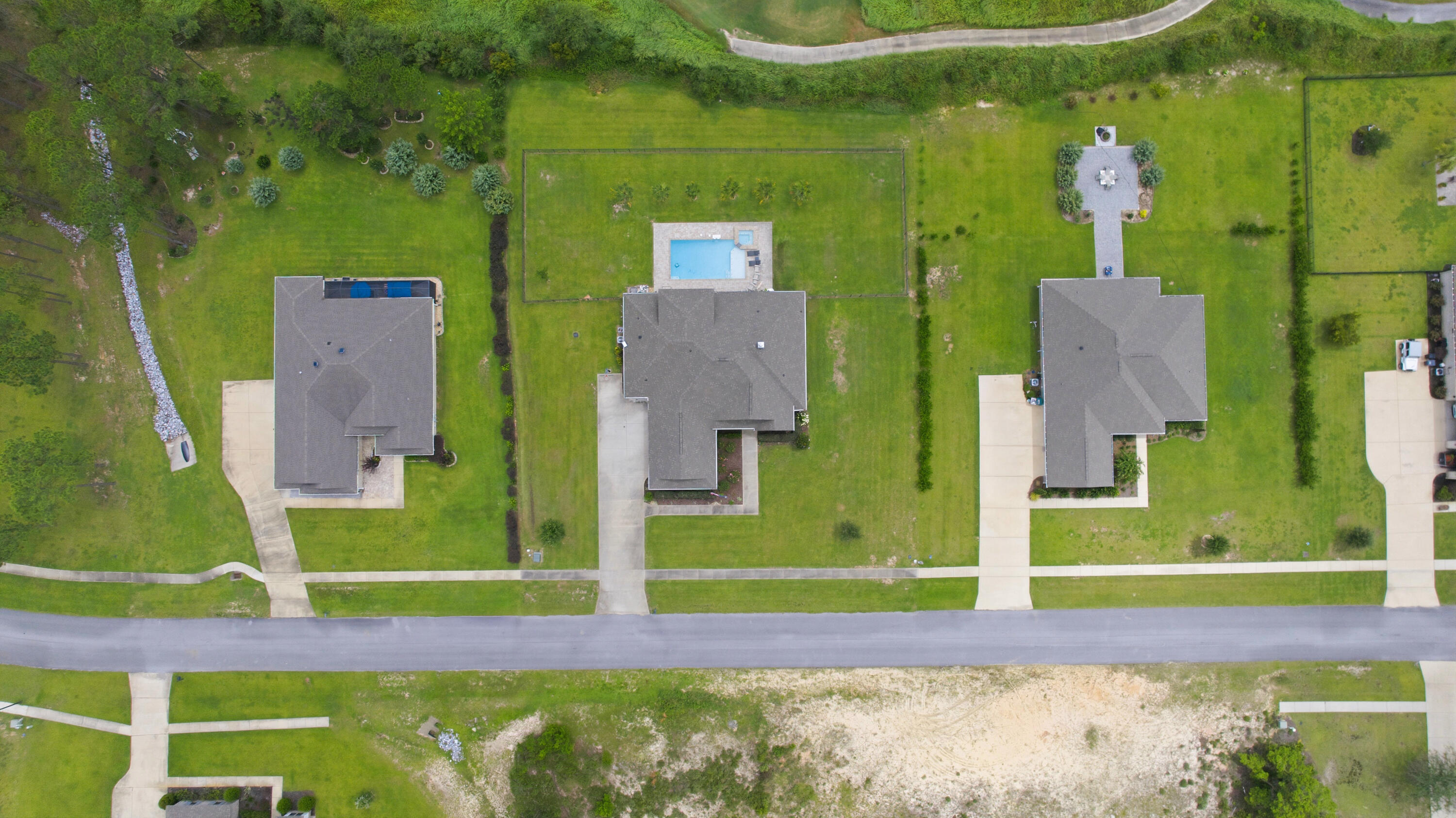 main property photo 76