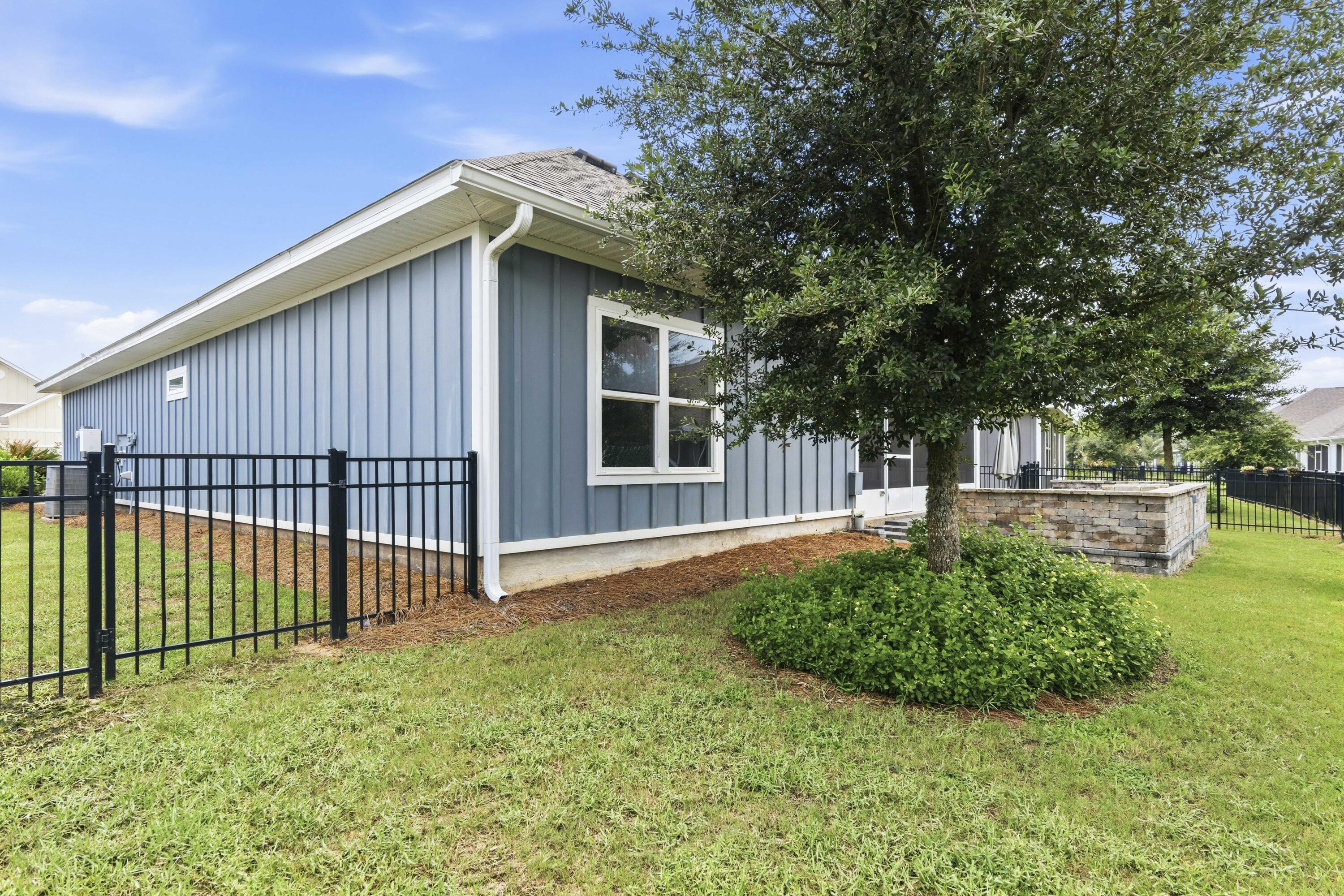 main property photo 50