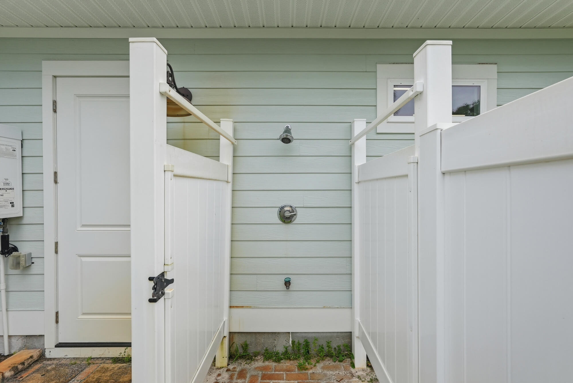 main property photo 64